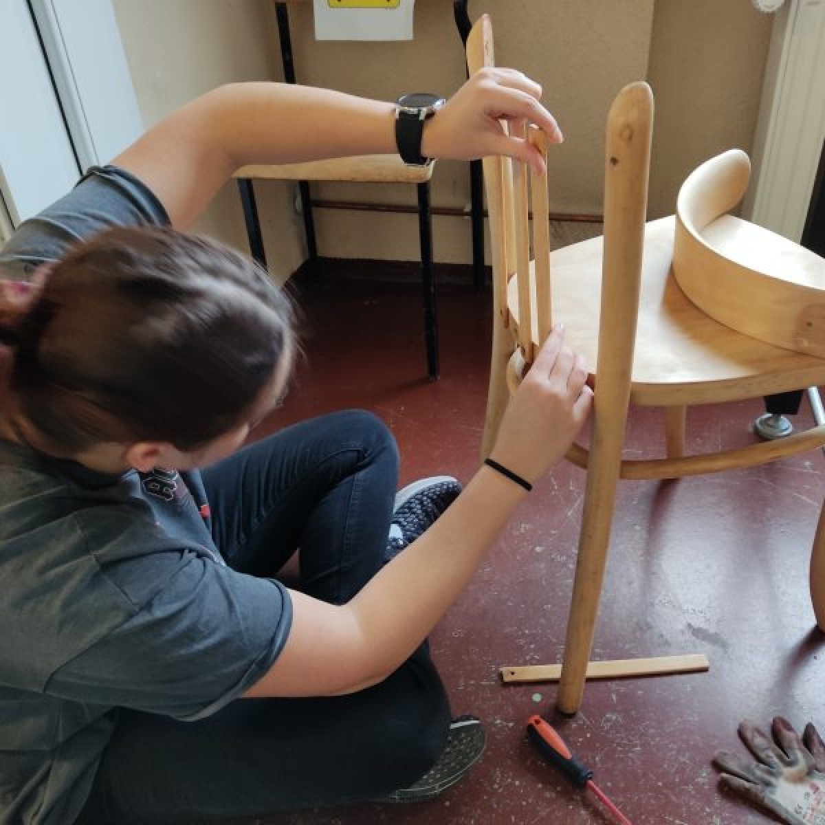 Zdjęcie w galerii na portalu naszwodzislaw.com: Warsztaty z meblarstwa w Instytucie Architektury ANS wiadomości z regionu