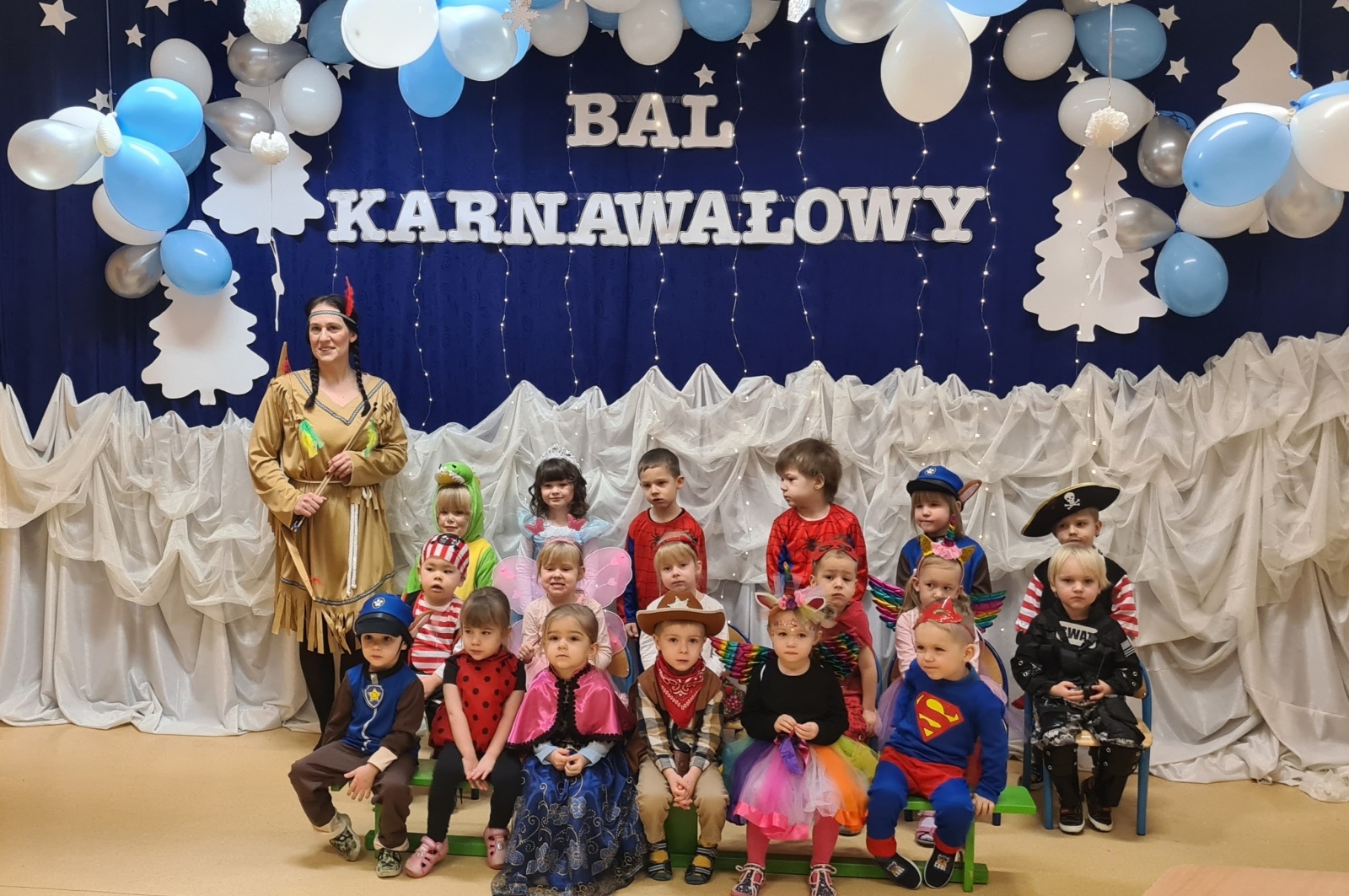 Zdjęcie w galerii na portalu naszwodzislaw.com: Karnawałowe szaleństwa wodzisławskich przedszkolaków wiadomości z regionu