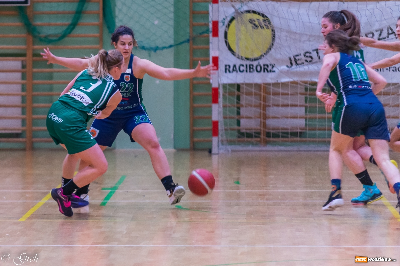 Zdjęcie w galerii na portalu naszwodzislaw.com: Lider z Raciborza nie zdobył Olimpii [FOTO i WIDEO] wiadomości z regionu