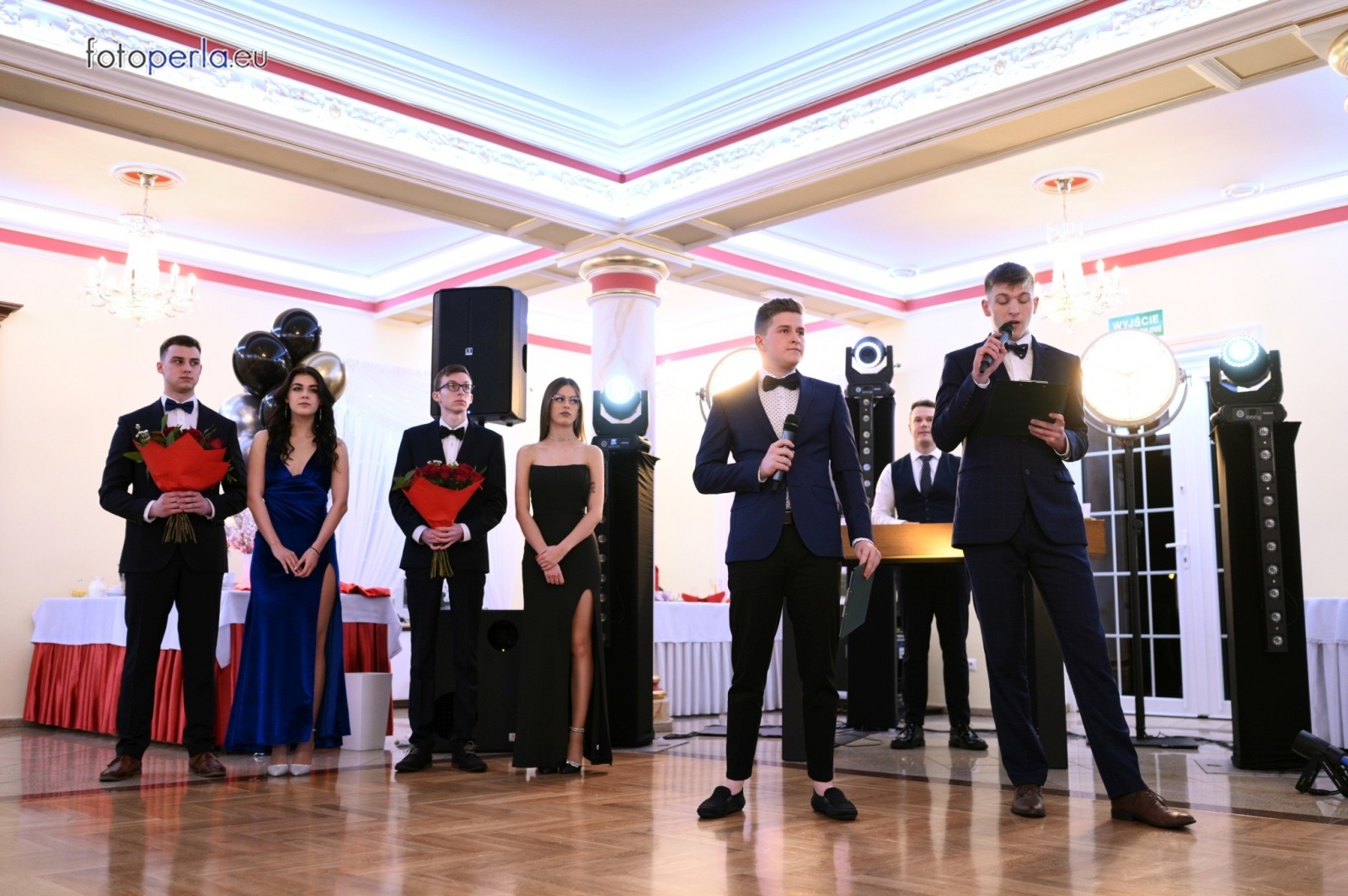 Zdjęcie w galerii na portalu naszwodzislaw.com: Szalona zabawa do samego rana - studniówka PCKZiU wiadomości z regionu