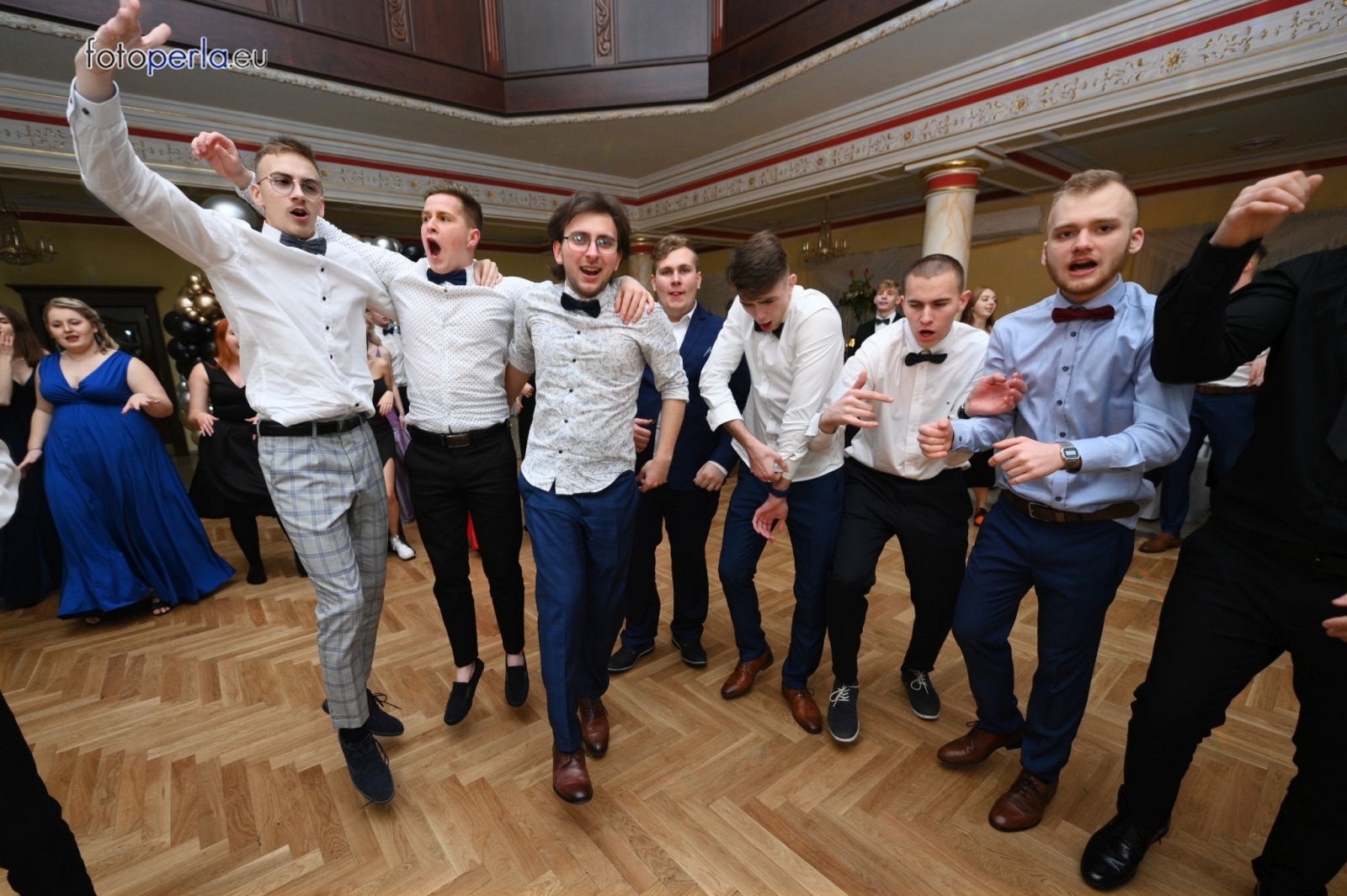 Zdjęcie w galerii na portalu naszwodzislaw.com: Szalona zabawa do samego rana - studniówka PCKZiU wiadomości z regionu