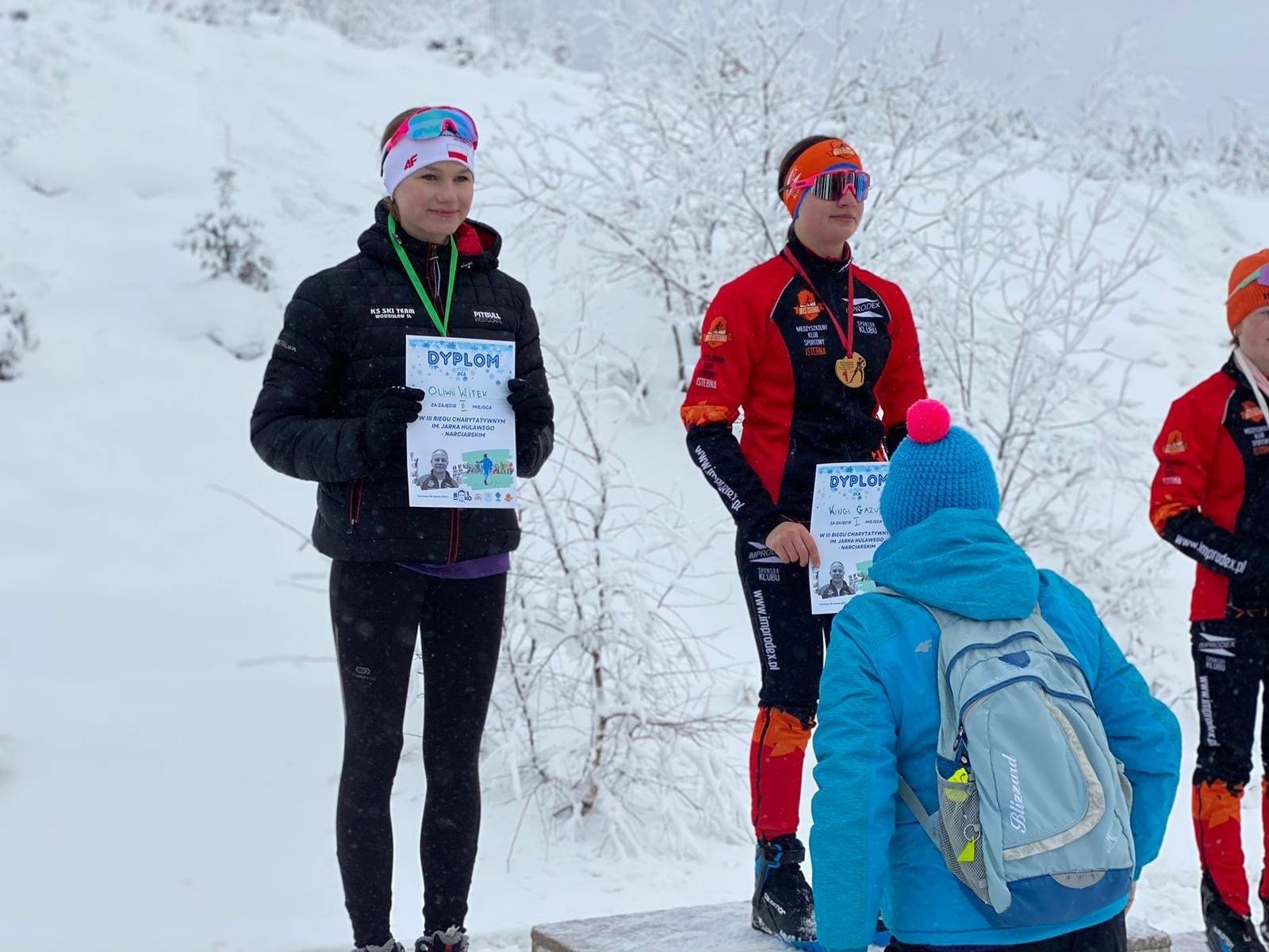 Zdjęcie w galerii na portalu naszwodzislaw.com: Narciarze KS Ski Team na biegu charytatywnym w Istebnej wiadomości z regionu
