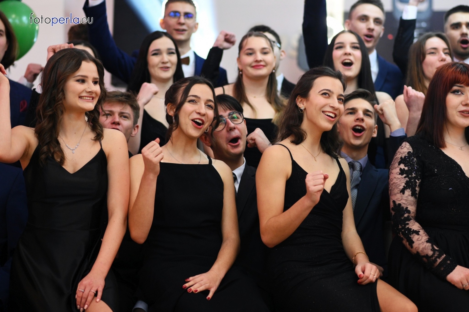 Zdjęcie w galerii na portalu naszwodzislaw.com: Studniówka maturzystów wodzisławskiego ZST wiadomości z regionu