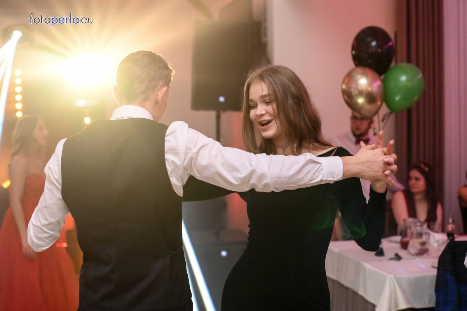 Zdjęcie w galerii na portalu naszwodzislaw.com: Studniówka maturzystów wodzisławskiego ZST wiadomości z regionu