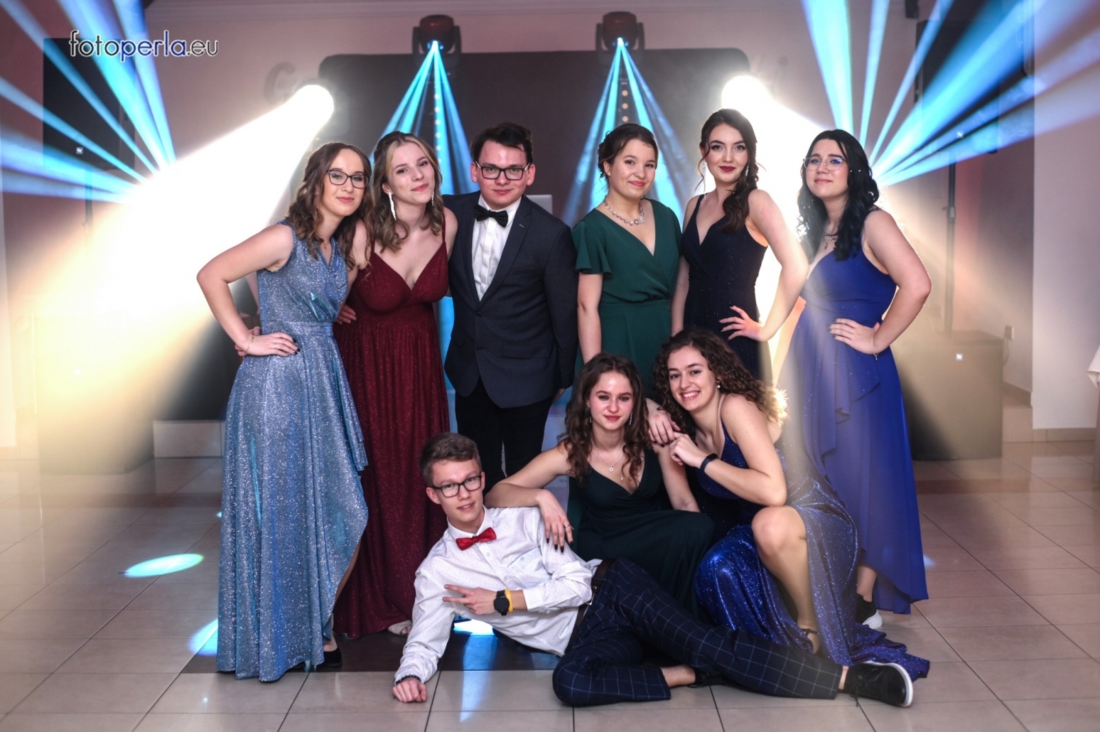 Zdjęcie w galerii na portalu naszwodzislaw.com: Studniówka maturzystów wodzisławskiego ZST wiadomości z regionu