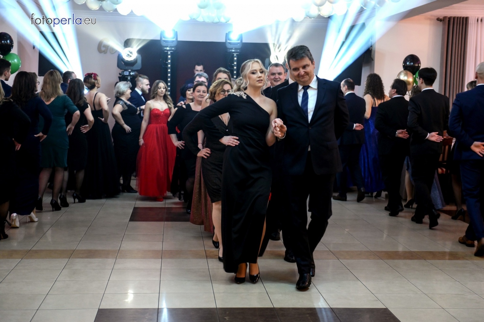 Zdjęcie w galerii na portalu naszwodzislaw.com: Studniówka maturzystów wodzisławskiego ZST wiadomości z regionu