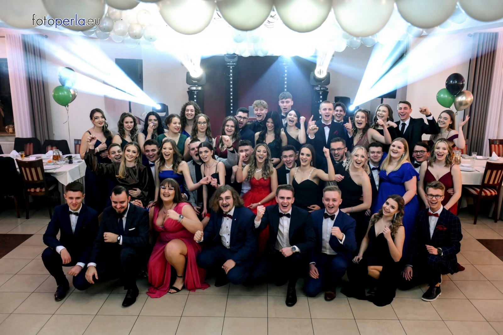 Zdjęcie w galerii na portalu naszwodzislaw.com: Studniówka maturzystów wodzisławskiego ZST wiadomości z regionu