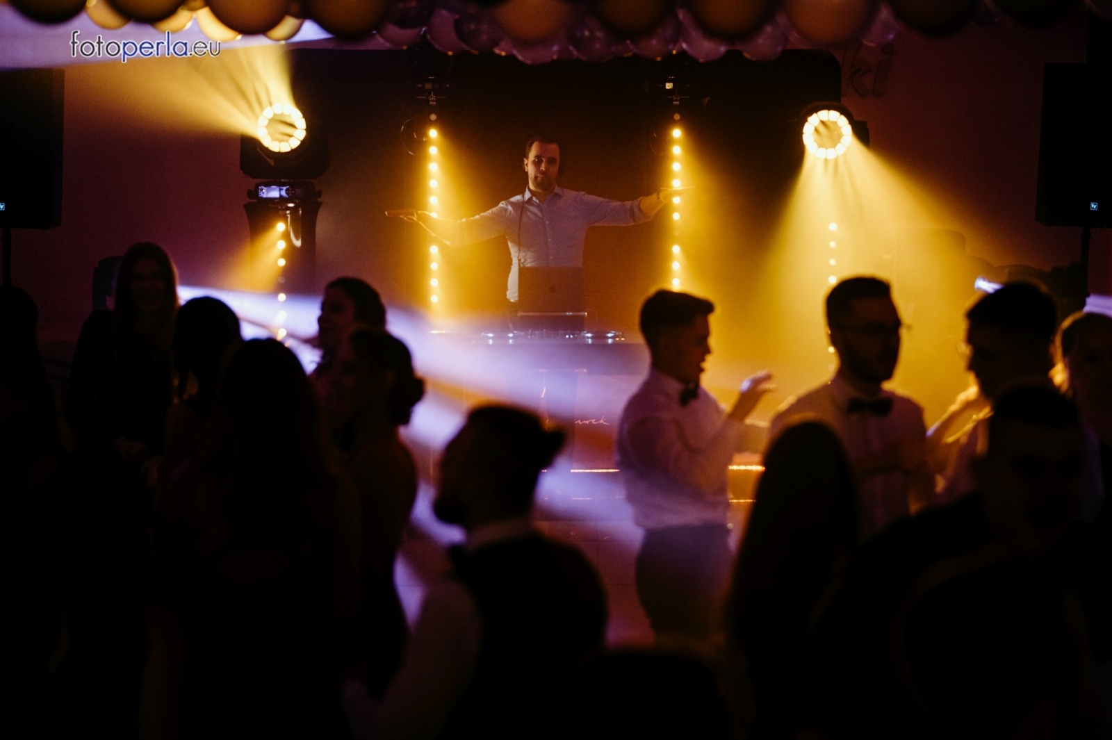 Zdjęcie w galerii na portalu naszwodzislaw.com: Studniówka maturzystów wodzisławskiego ZST wiadomości z regionu