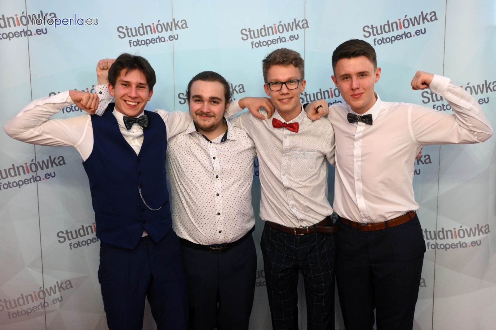 Zdjęcie w galerii na portalu naszwodzislaw.com: Studniówka maturzystów wodzisławskiego ZST wiadomości z regionu