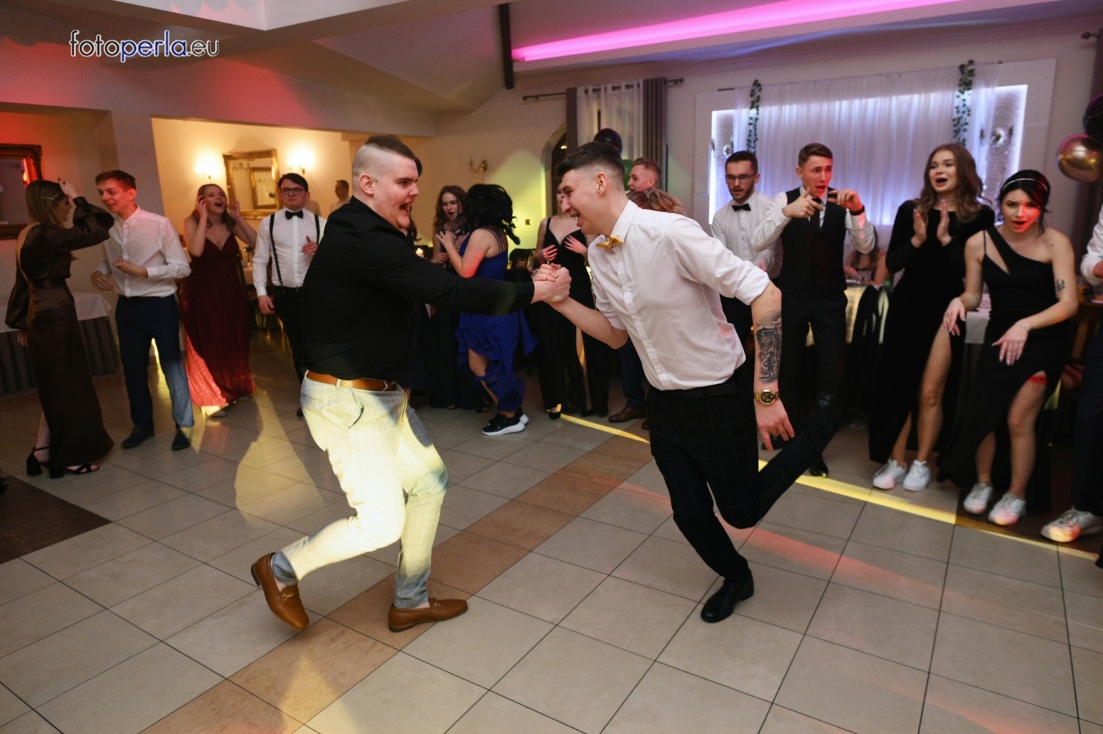 Zdjęcie w galerii na portalu naszwodzislaw.com: Studniówka maturzystów wodzisławskiego ZST wiadomości z regionu