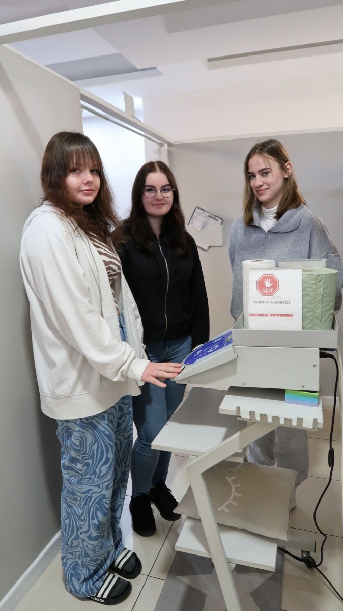 Zdjęcie w galerii na portalu naszwodzislaw.com: Zawodowy Debiut na finiszu! Za nami pierwsza edycja programu wiadomości z regionu