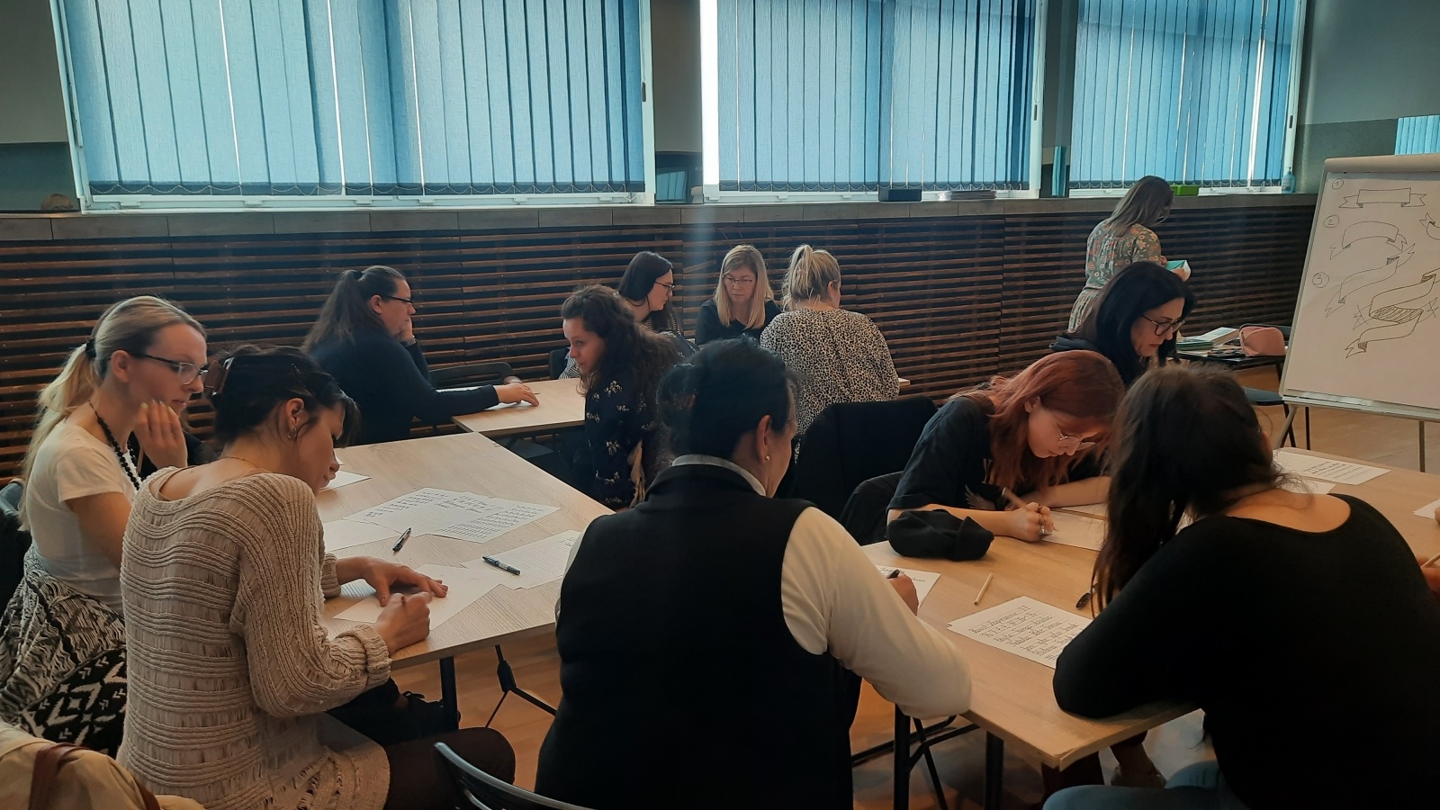 Zdjęcie w galerii na portalu naszwodzislaw.com: Cierpliwie i starannie, czyli kaligrafia w WCK wiadomości z regionu