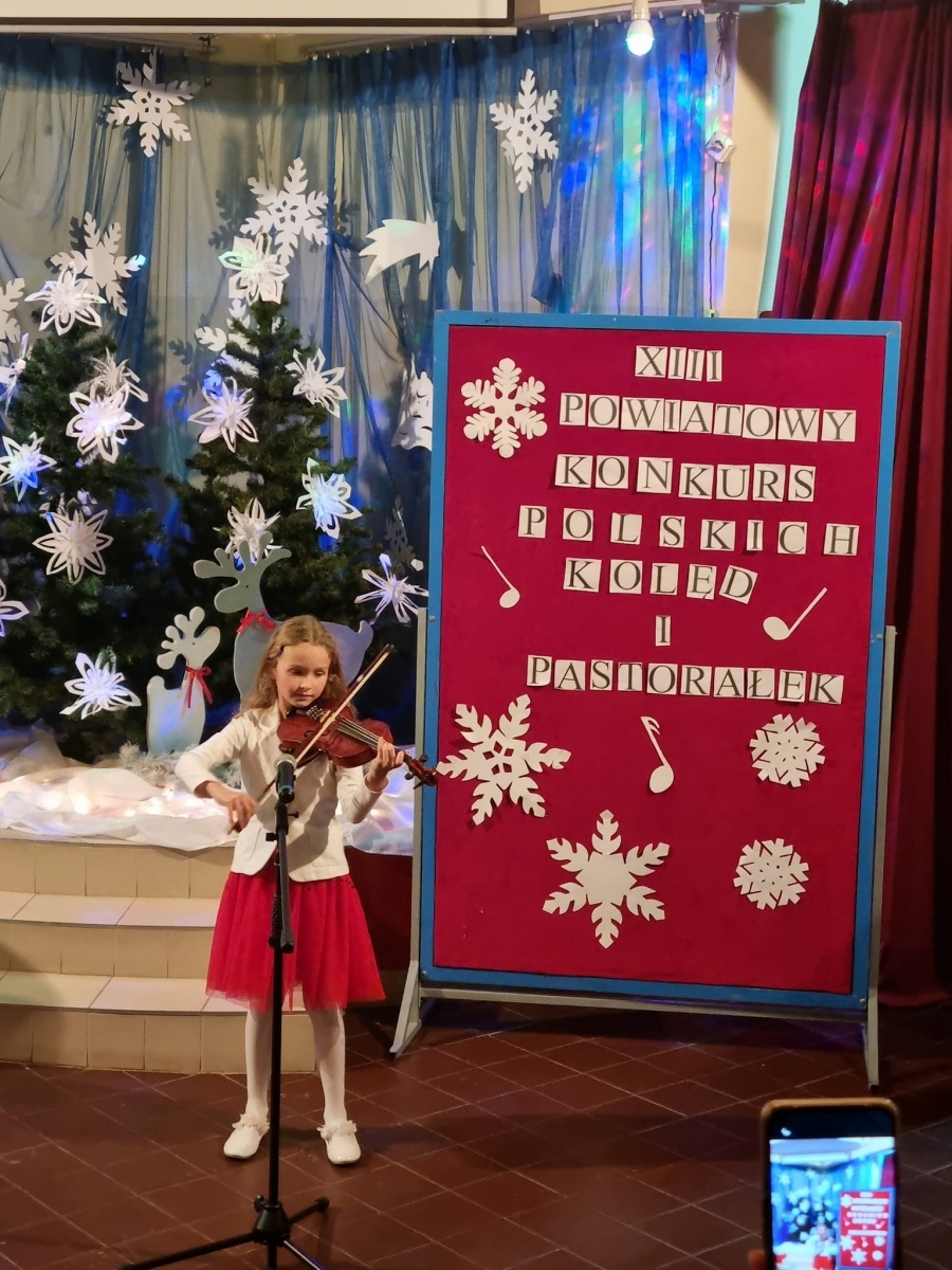 Zdjęcie w galerii na portalu naszwodzislaw.com: Wyniki XIII Powiatowego Konkursu Polskich Kolęd i Pastorałek wiadomości z regionu