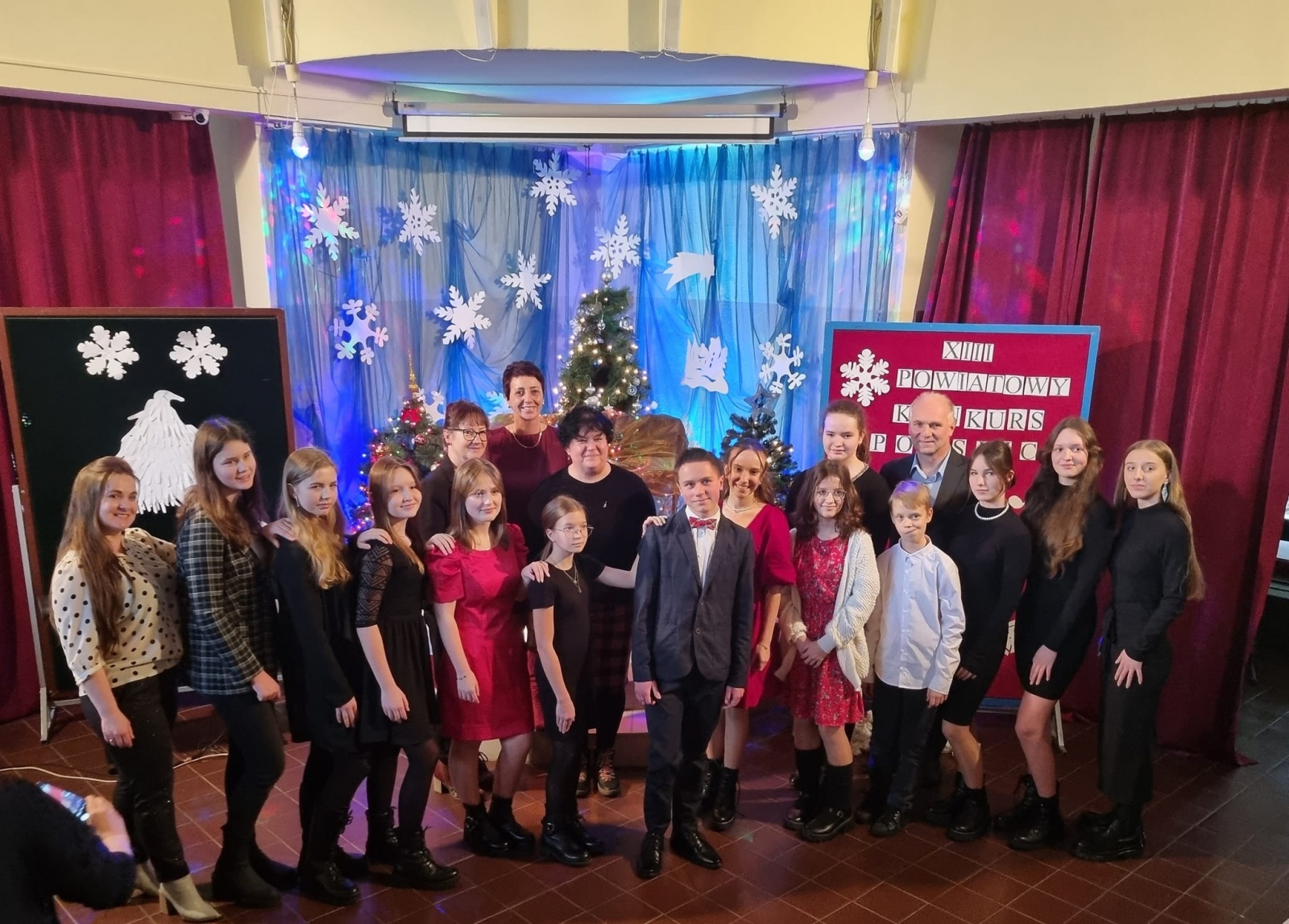 Zdjęcie w galerii na portalu naszwodzislaw.com: Wyniki XIII Powiatowego Konkursu Polskich Kolęd i Pastorałek wiadomości z regionu