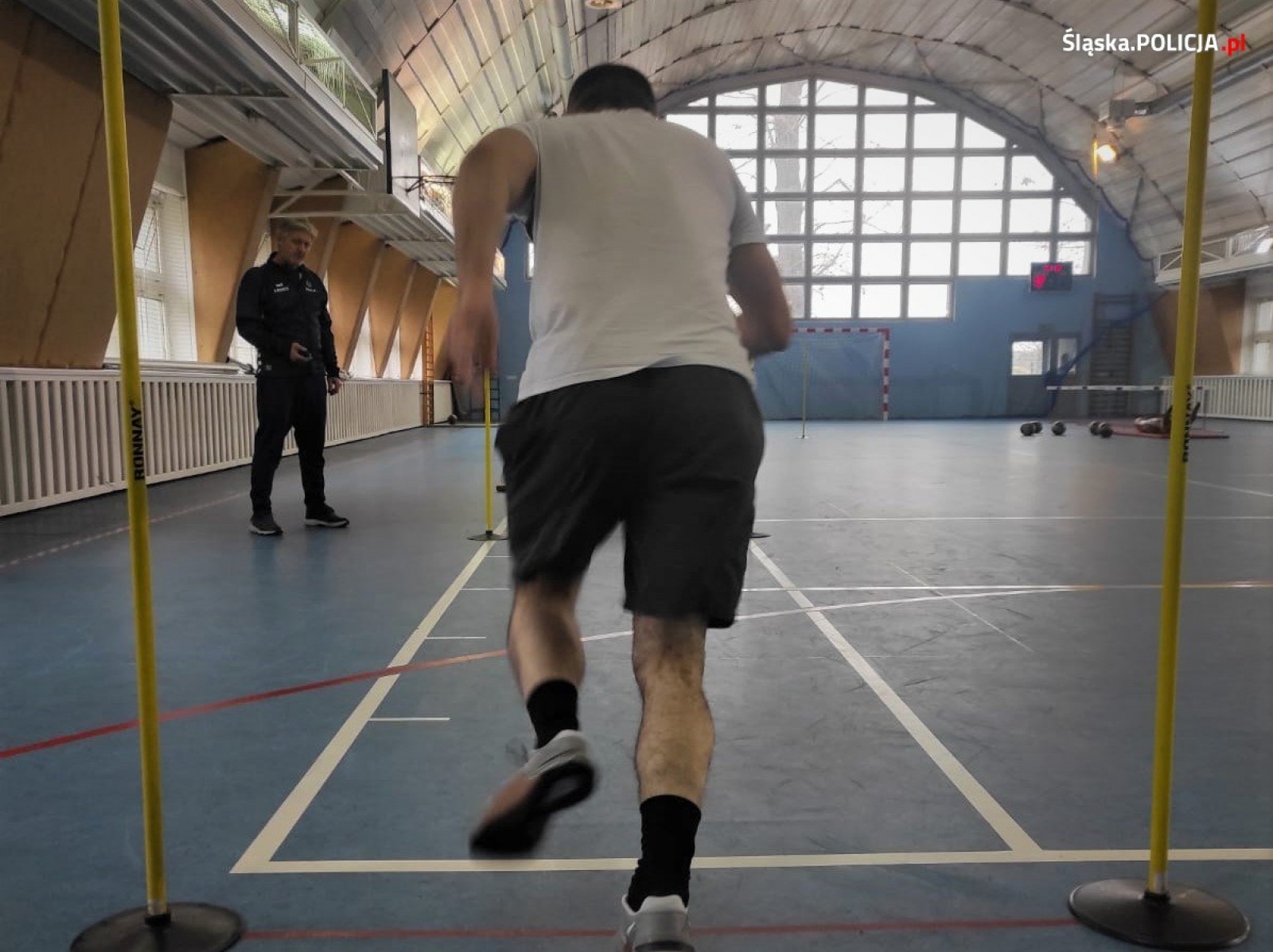 Zdjęcie w galerii na portalu naszwodzislaw.com: Sprawdź czy zdasz test sprawności do policji. Zapraszamy już 22 lutego wiadomości z regionu