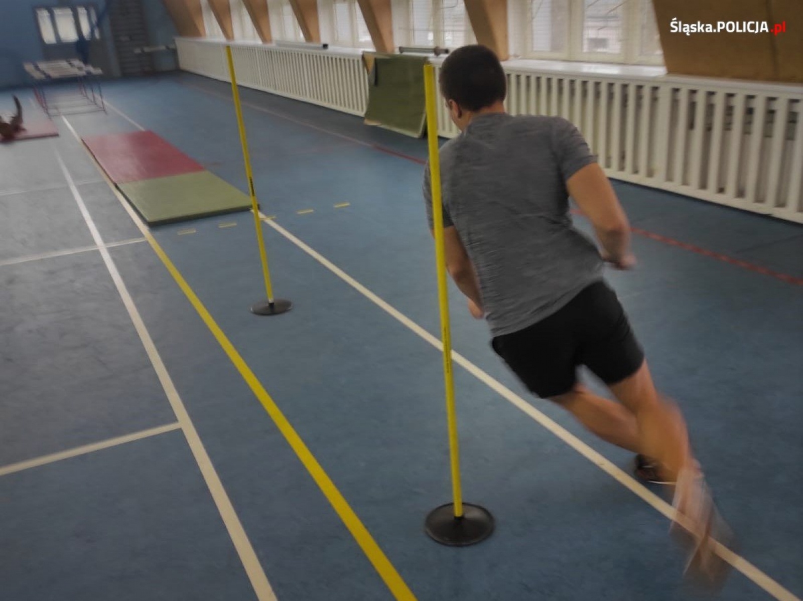 Zdjęcie w galerii na portalu naszwodzislaw.com: Sprawdź czy zdasz test sprawności do policji. Zapraszamy już 22 lutego wiadomości z regionu