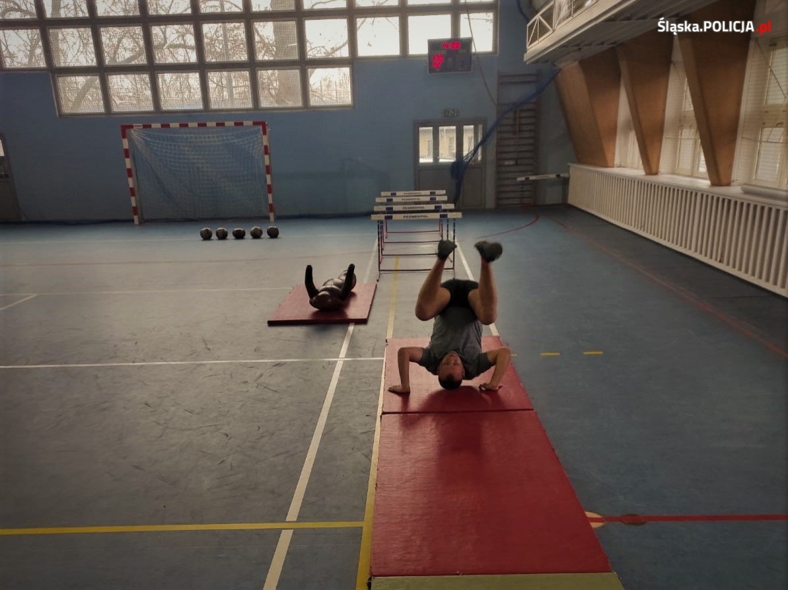 Zdjęcie w galerii na portalu naszwodzislaw.com: Sprawdź czy zdasz test sprawności do policji. Zapraszamy już 22 lutego wiadomości z regionu