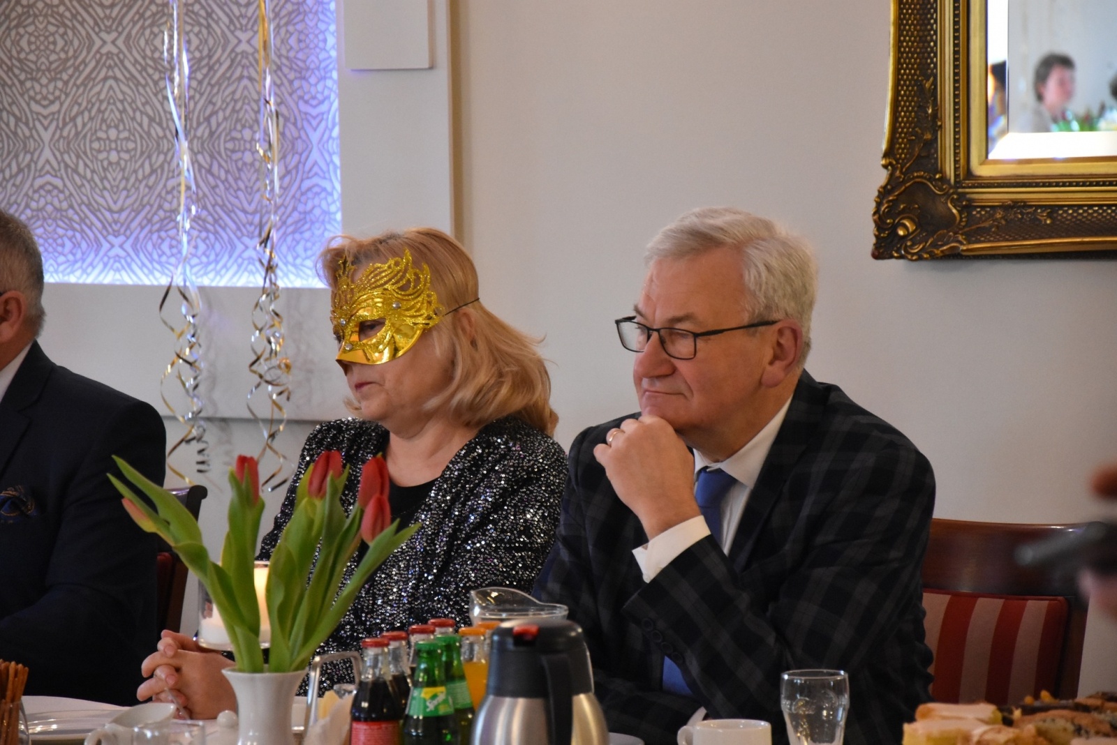 Zdjęcie w galerii na portalu naszwodzislaw.com: Magia karnawału, czyli 20. Bal Maskowy osób z niepełnosprawnościami [FOTO] wiadomości z regionu