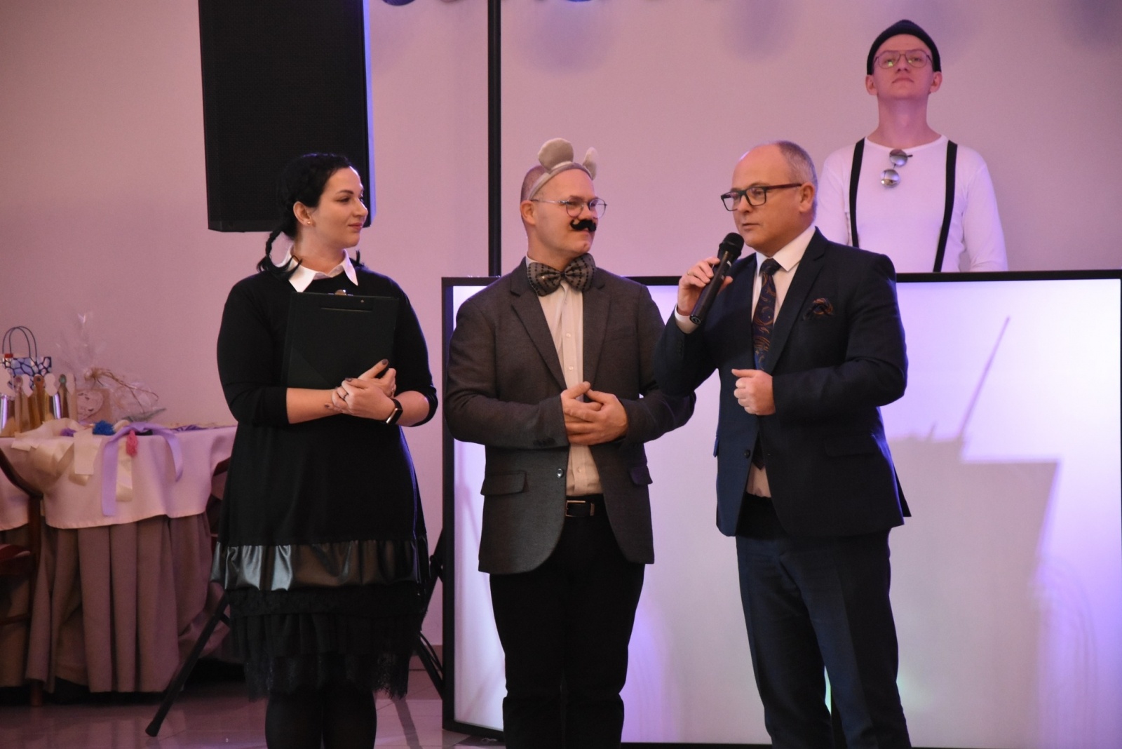 Zdjęcie w galerii na portalu naszwodzislaw.com: Magia karnawału, czyli 20. Bal Maskowy osób z niepełnosprawnościami [FOTO] wiadomości z regionu