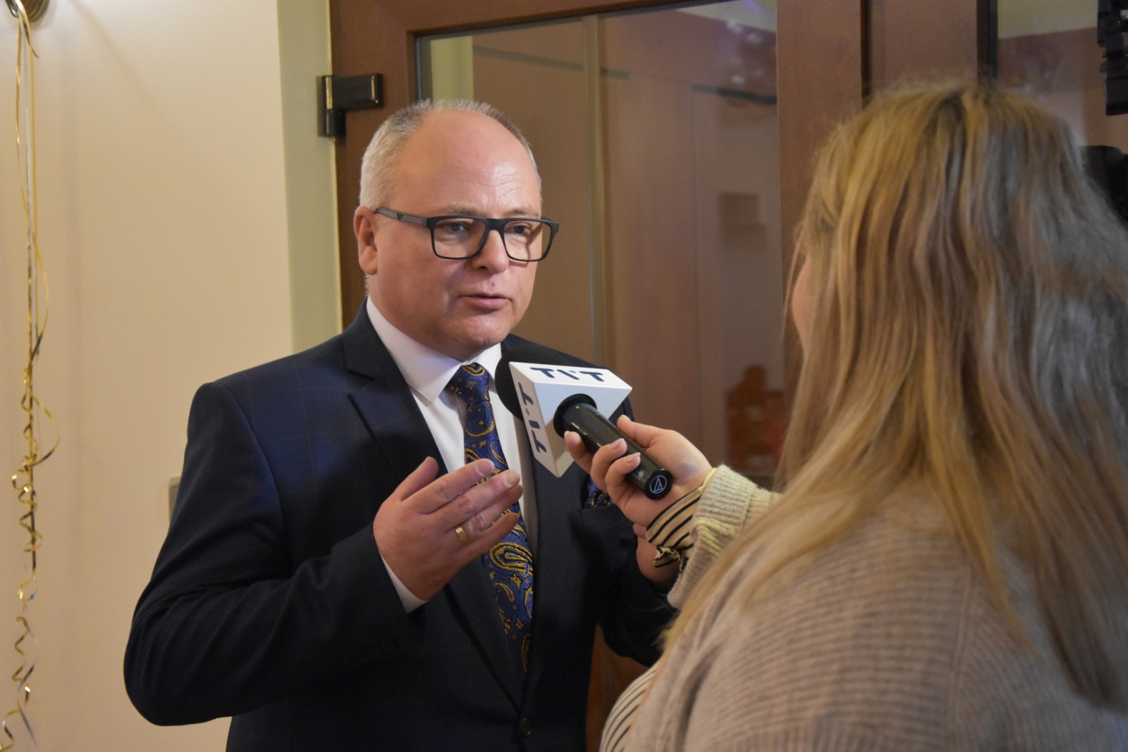 Zdjęcie w galerii na portalu naszwodzislaw.com: Magia karnawału, czyli 20. Bal Maskowy osób z niepełnosprawnościami [FOTO] wiadomości z regionu