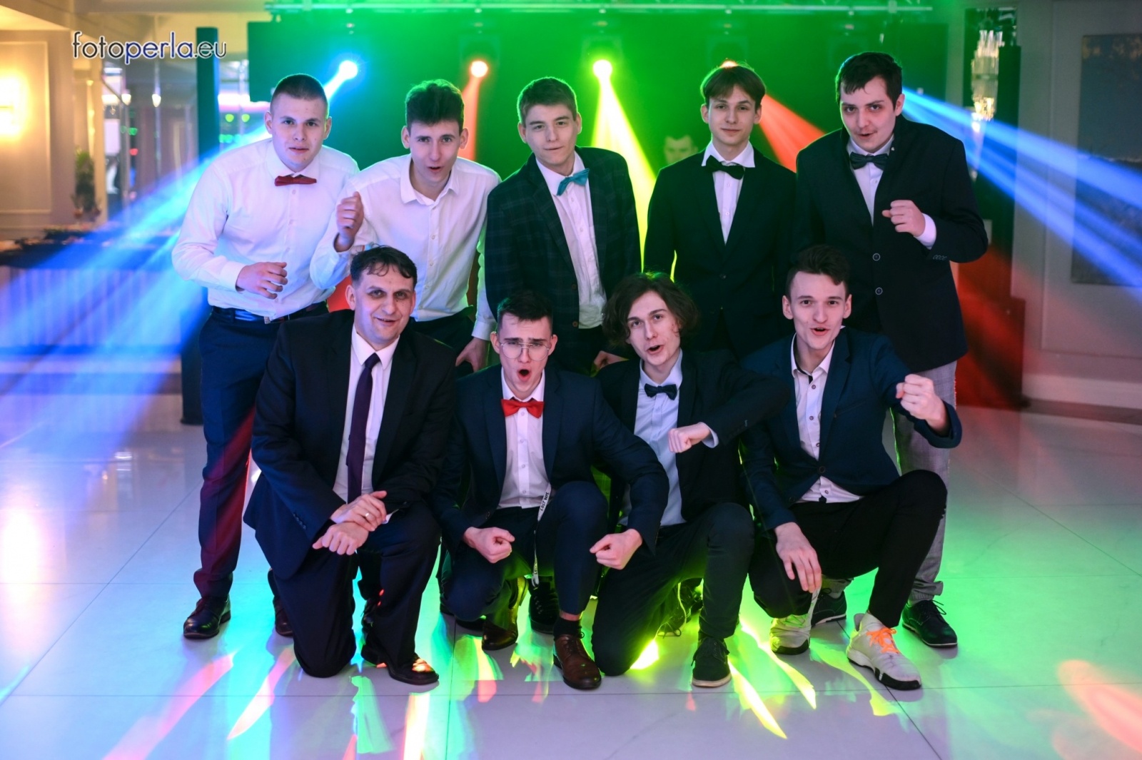 Zdjęcie w galerii na portalu naszwodzislaw.com: Maturzyści wodzisławskiego ZST bawili się w Białym Domu wiadomości z regionu