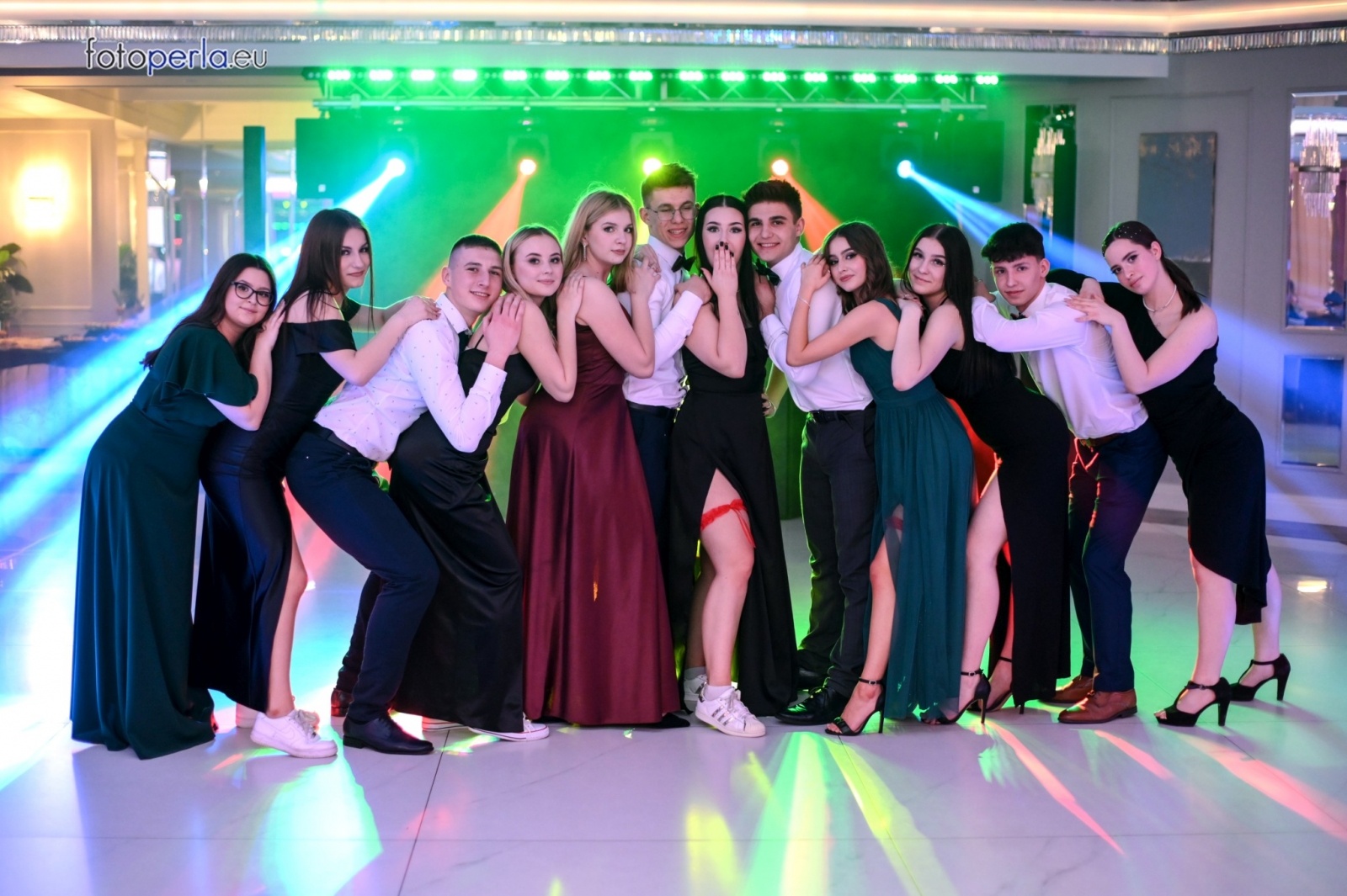 Zdjęcie w galerii na portalu naszwodzislaw.com: Maturzyści wodzisławskiego ZST bawili się w Białym Domu wiadomości z regionu