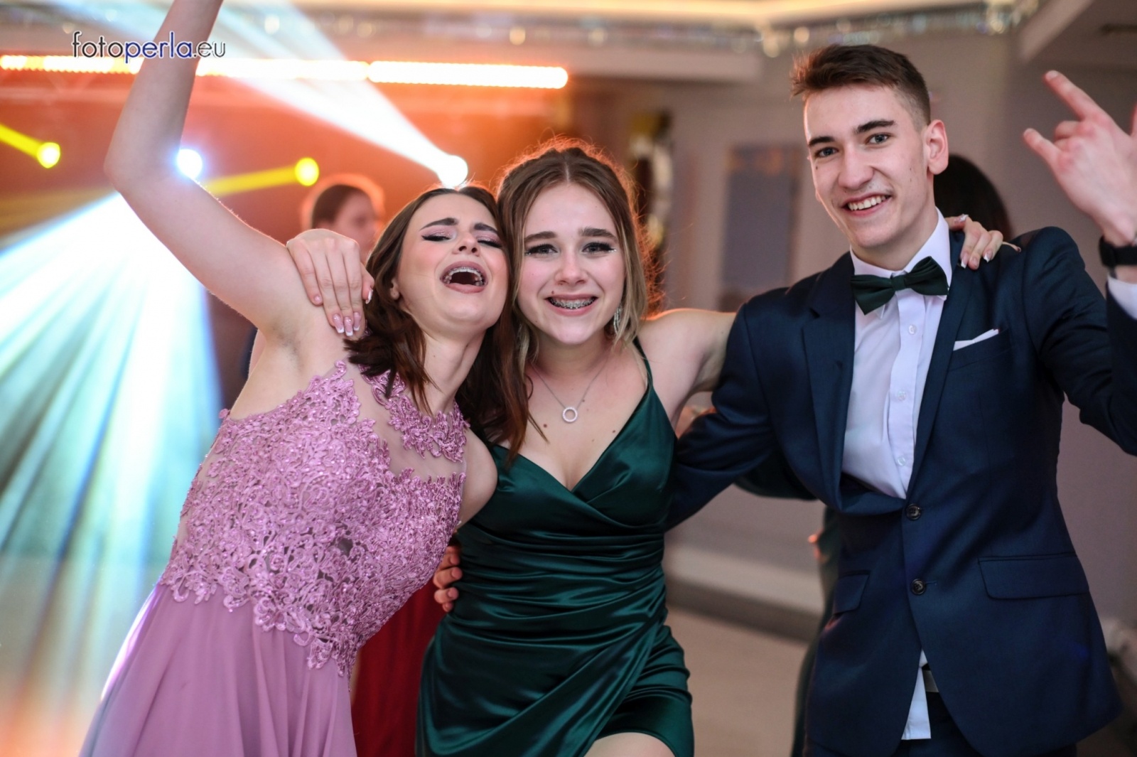 Zdjęcie w galerii na portalu naszwodzislaw.com: Maturzyści wodzisławskiego ZST bawili się w Białym Domu wiadomości z regionu