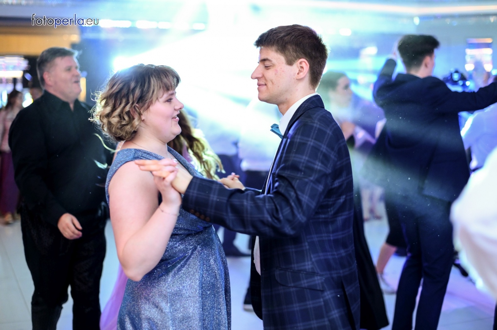 Zdjęcie w galerii na portalu naszwodzislaw.com: Maturzyści wodzisławskiego ZST bawili się w Białym Domu wiadomości z regionu