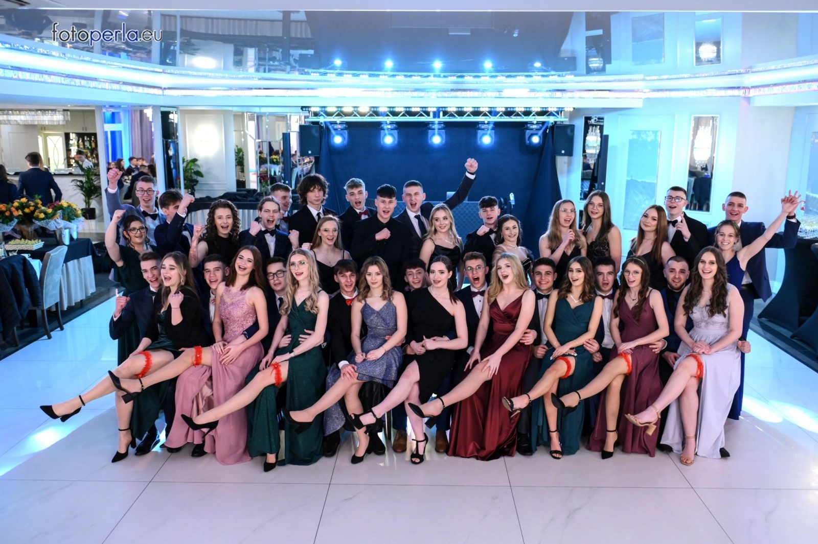 Zdjęcie w galerii na portalu naszwodzislaw.com: Maturzyści wodzisławskiego ZST bawili się w Białym Domu wiadomości z regionu