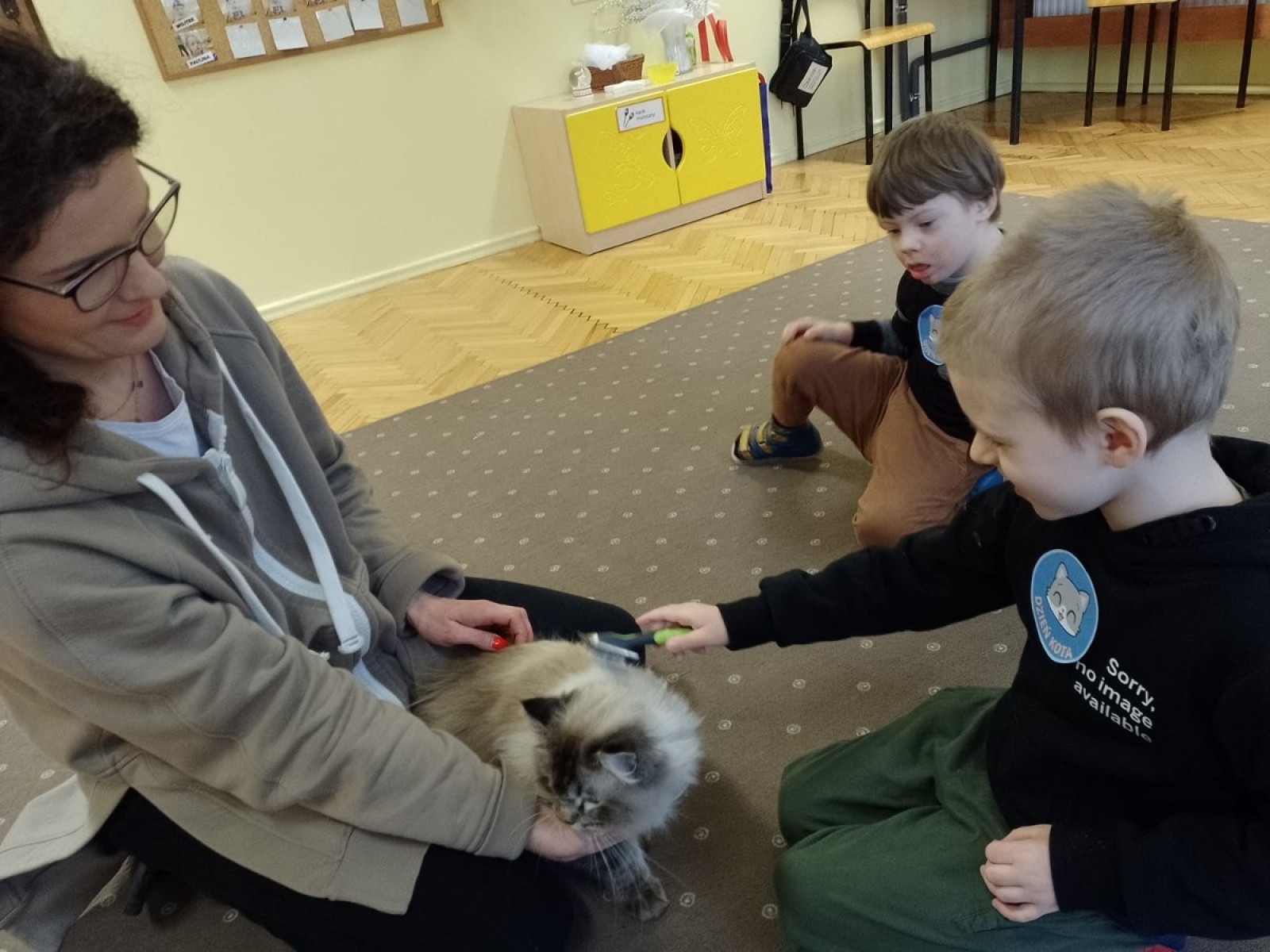 Zdjęcie w galerii na portalu naszwodzislaw.com: Przedszkolaki z Dziewiętnastki świętowały Dzień Kota wiadomości z regionu