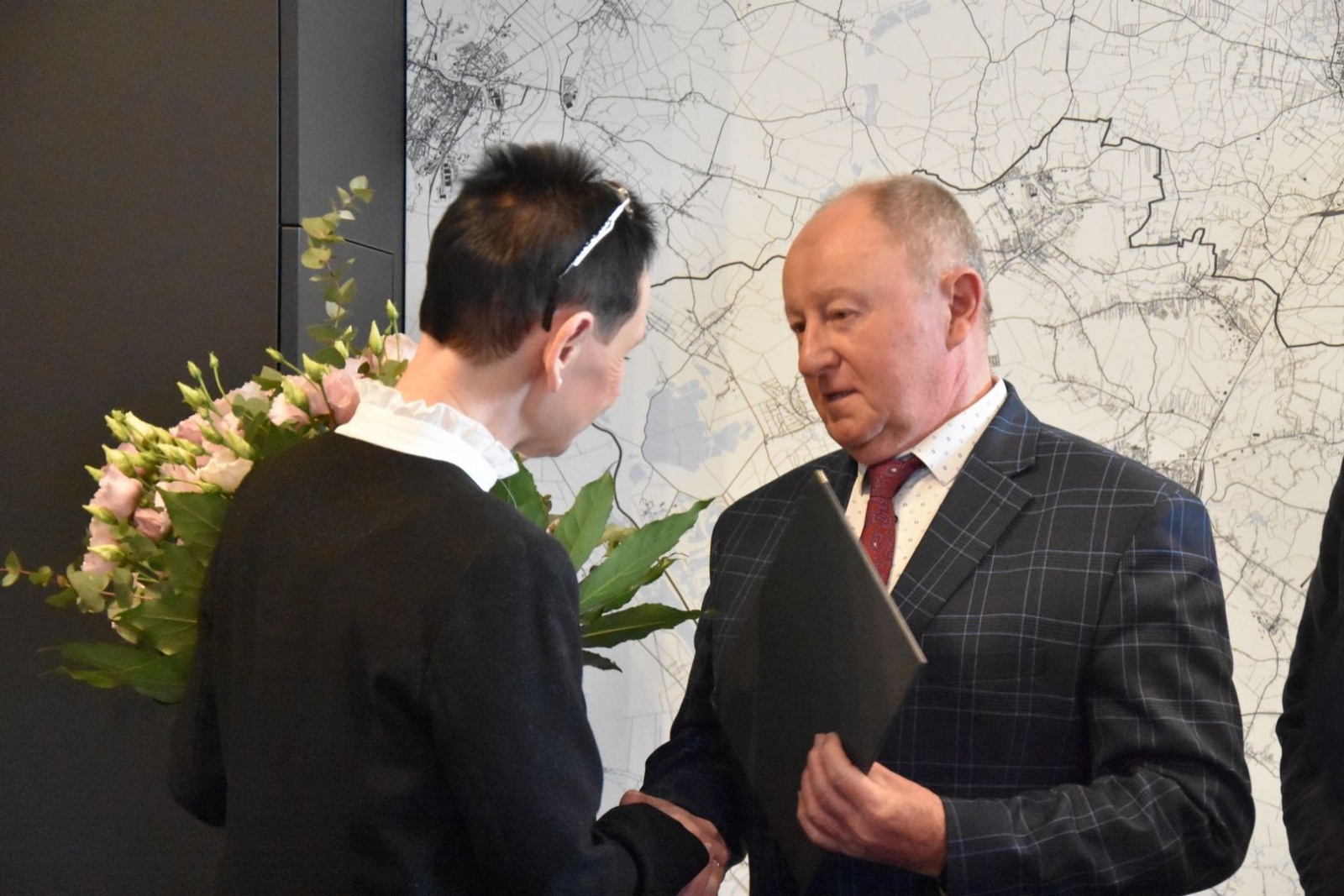 Zdjęcie w galerii na portalu naszwodzislaw.com: Podziękowali za lata imponującej pracy. Irena Obiegły przeszła na emeryturę wiadomości z regionu