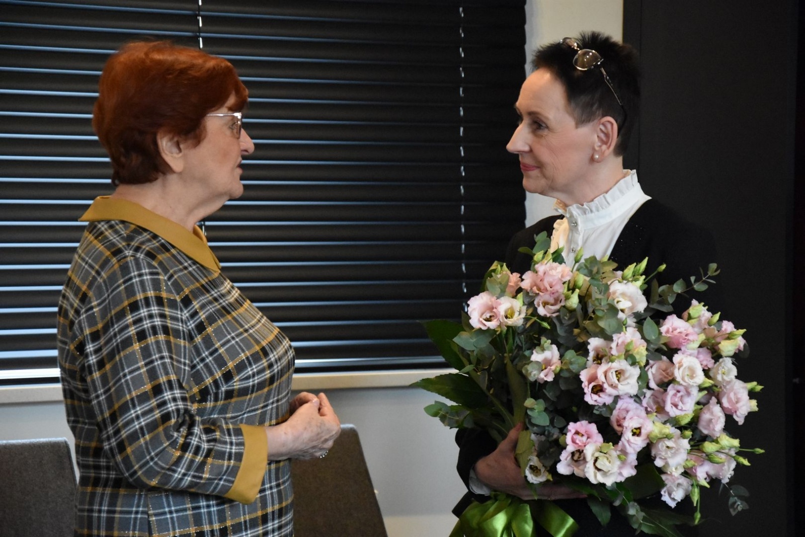 Zdjęcie w galerii na portalu naszwodzislaw.com: Podziękowali za lata imponującej pracy. Irena Obiegły przeszła na emeryturę wiadomości z regionu