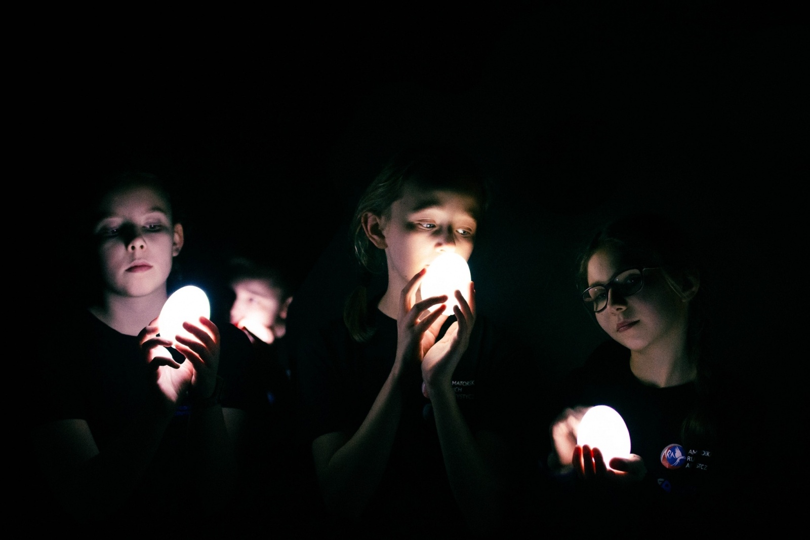 Zdjęcie w galerii na portalu naszwodzislaw.com: Premiera spektaklu dla dzieci „Moje, nie moje” Teatru Szydełko wiadomości z regionu