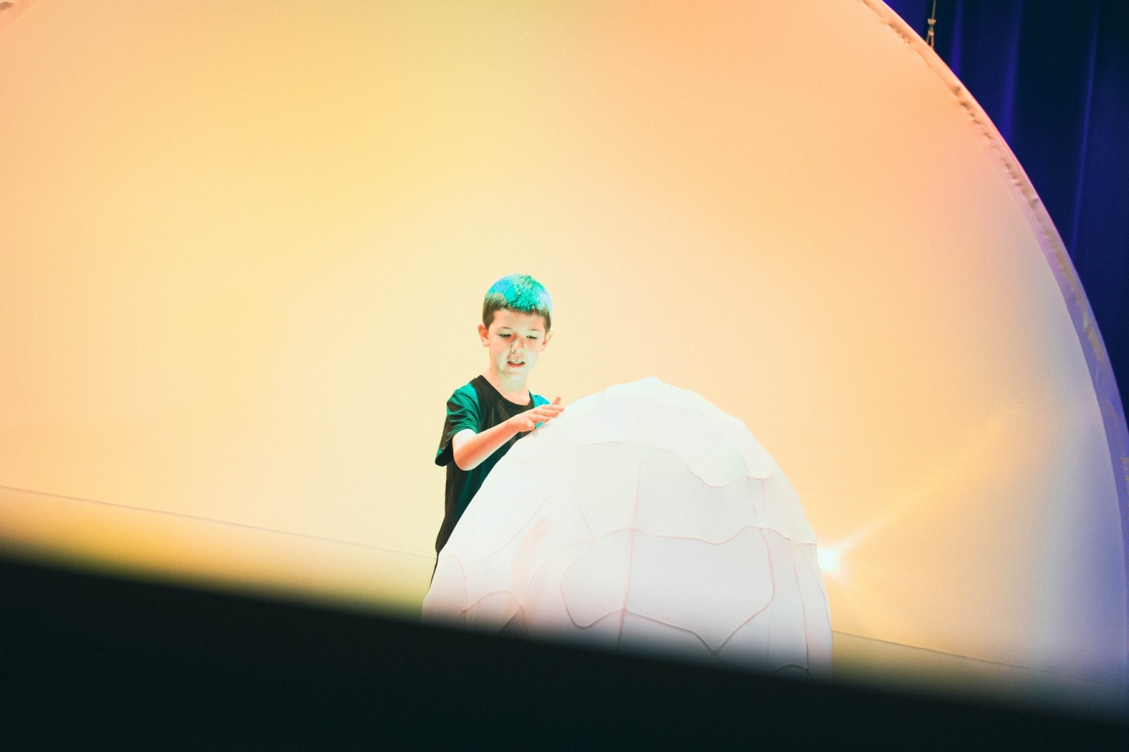 Zdjęcie w galerii na portalu naszwodzislaw.com: Premiera spektaklu dla dzieci „Moje, nie moje” Teatru Szydełko wiadomości z regionu