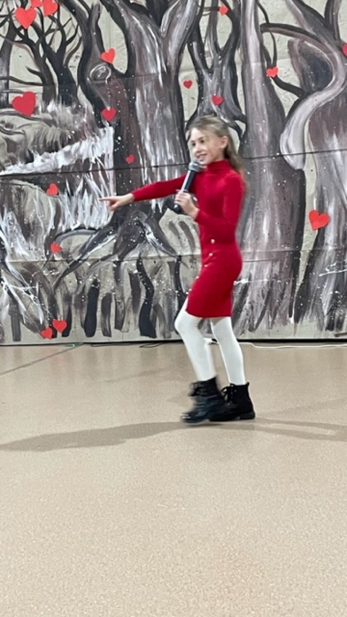 Zdjęcie w galerii na portalu naszwodzislaw.com: Koncert walentynkowo – ostatkowy w SP16 [FOTO] wiadomości z regionu