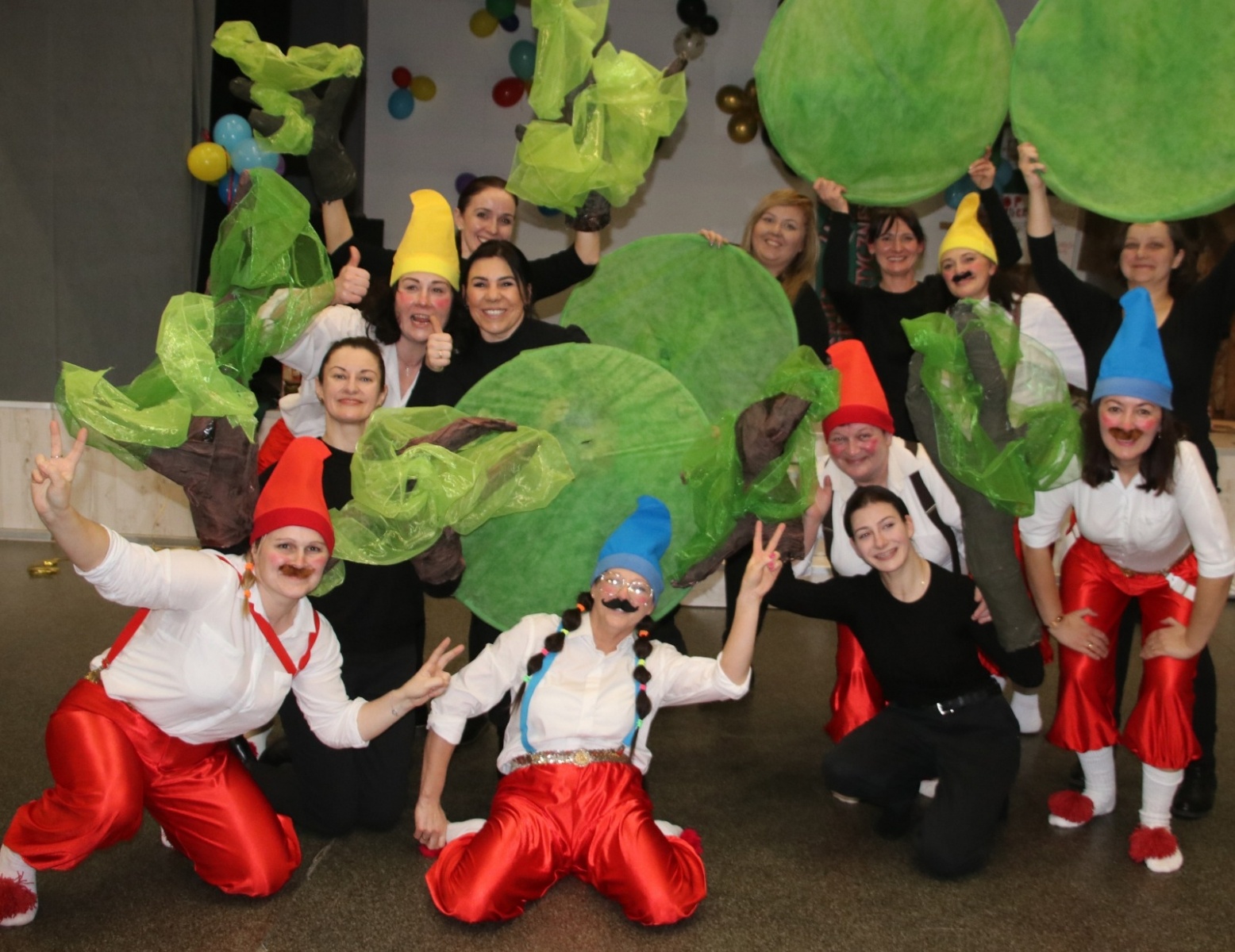 Zdjęcie w galerii na portalu naszwodzislaw.com: Koncert walentynkowo – ostatkowy w SP16 [FOTO] wiadomości z regionu