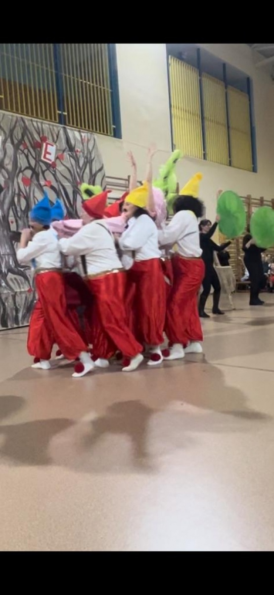 Zdjęcie w galerii na portalu naszwodzislaw.com: Koncert walentynkowo – ostatkowy w SP16 [FOTO] wiadomości z regionu