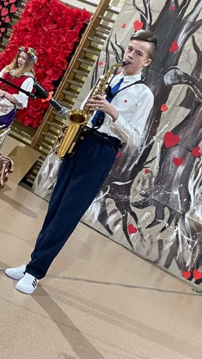 Zdjęcie w galerii na portalu naszwodzislaw.com: Koncert walentynkowo – ostatkowy w SP16 [FOTO] wiadomości z regionu