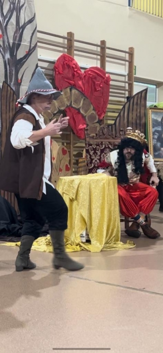 Zdjęcie w galerii na portalu naszwodzislaw.com: Koncert walentynkowo – ostatkowy w SP16 [FOTO] wiadomości z regionu