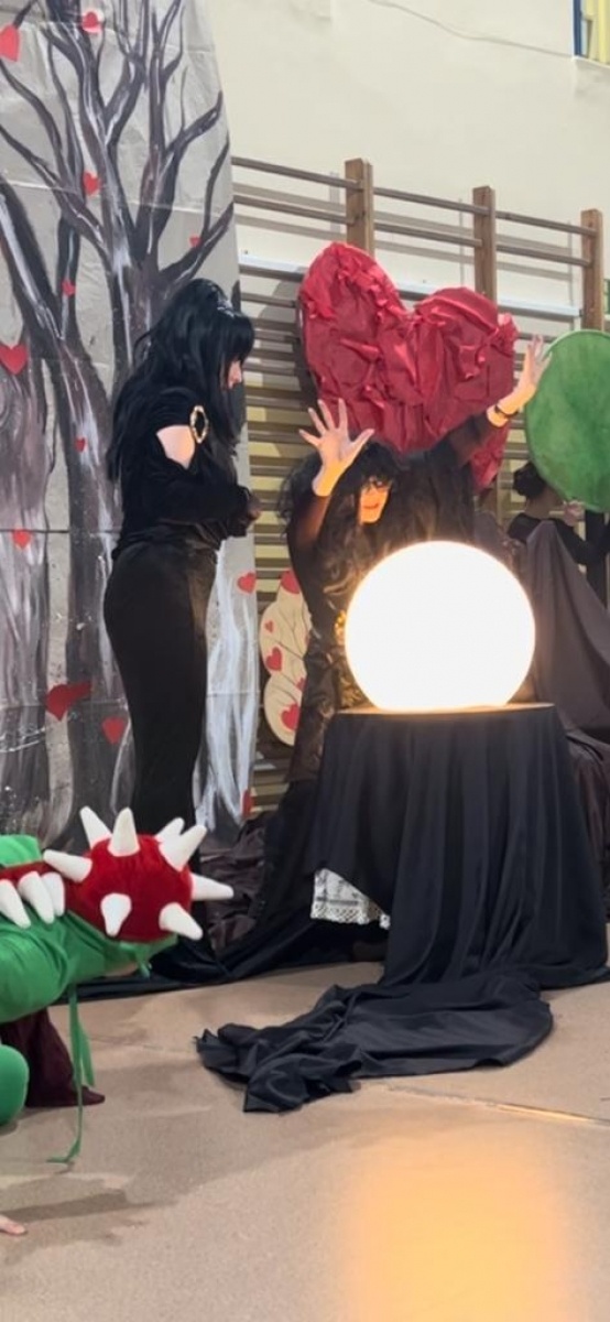 Zdjęcie w galerii na portalu naszwodzislaw.com: Koncert walentynkowo – ostatkowy w SP16 [FOTO] wiadomości z regionu