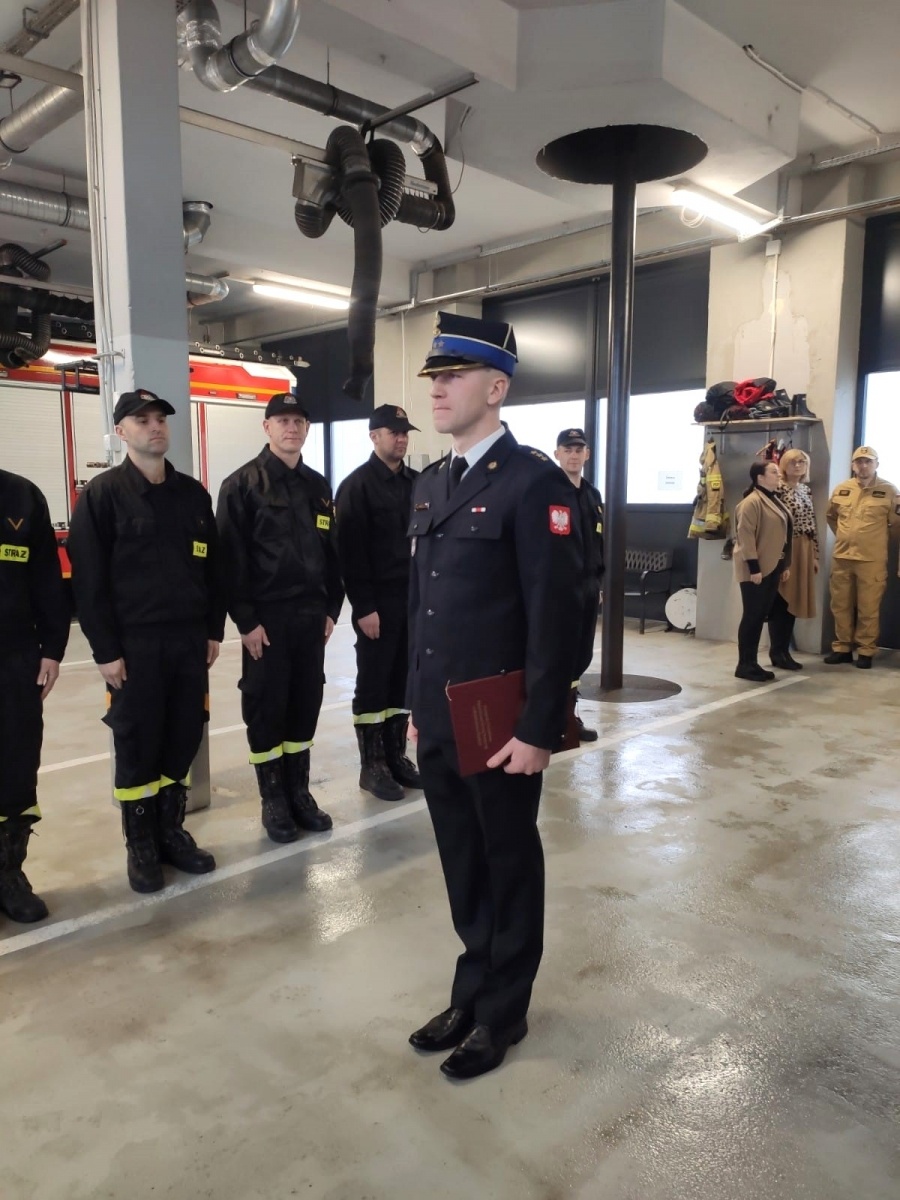 Zdjęcie w galerii na portalu naszwodzislaw.com: Nowy dowódca zmiany w PSP Wodzisław Śląski wiadomości z regionu