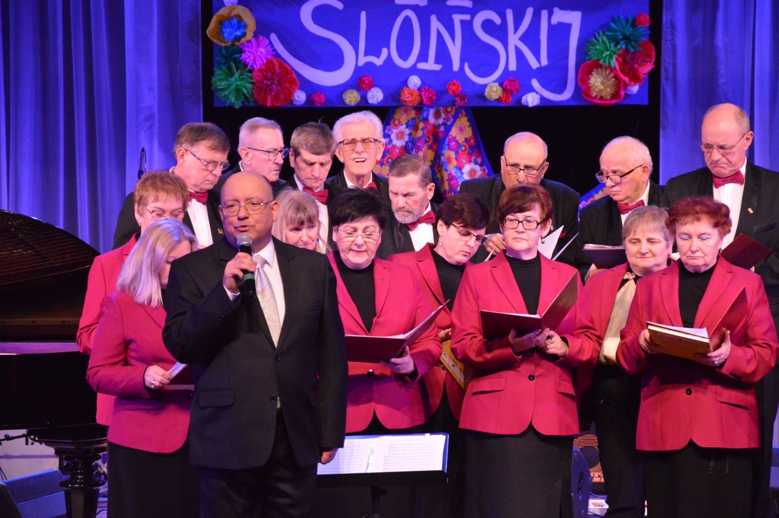 Zdjęcie w galerii na portalu naszwodzislaw.com: Chór Jadwiga gościem na Dniu Mowy Ojczystej w Radlinie wiadomości z regionu