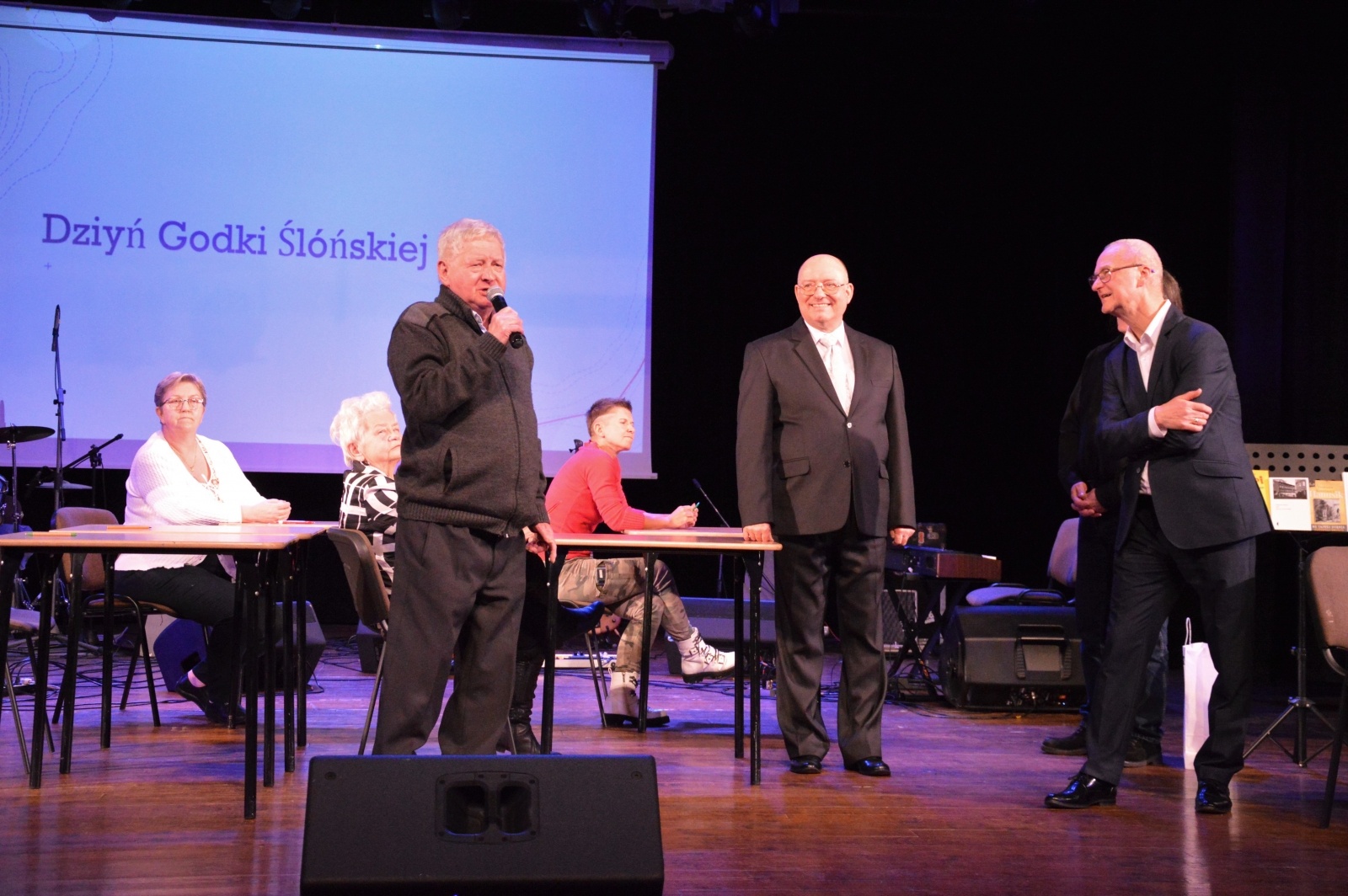 Zdjęcie w galerii na portalu naszwodzislaw.com: Chór Jadwiga gościem na Dniu Mowy Ojczystej w Radlinie wiadomości z regionu