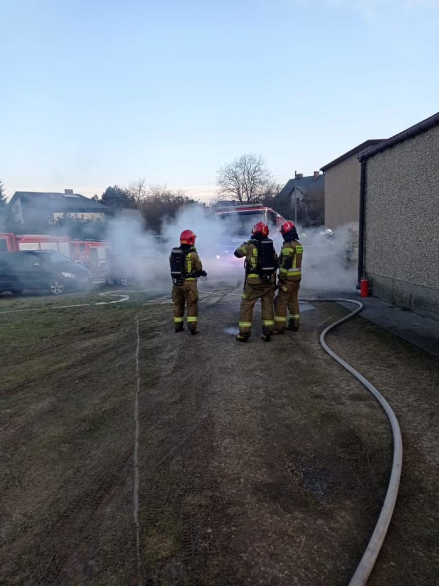 Zdjęcie w galerii na portalu naszwodzislaw.com: 20 tys. złotych strat w pożarze kotłowni w Gorzycach wiadomości z regionu