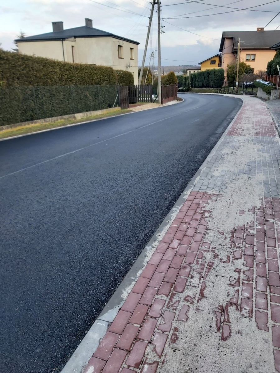 Zdjęcie w galerii na portalu naszwodzislaw.com: Powstańców Śląskich w Skrzyszowie już przejezdna wiadomości z regionu