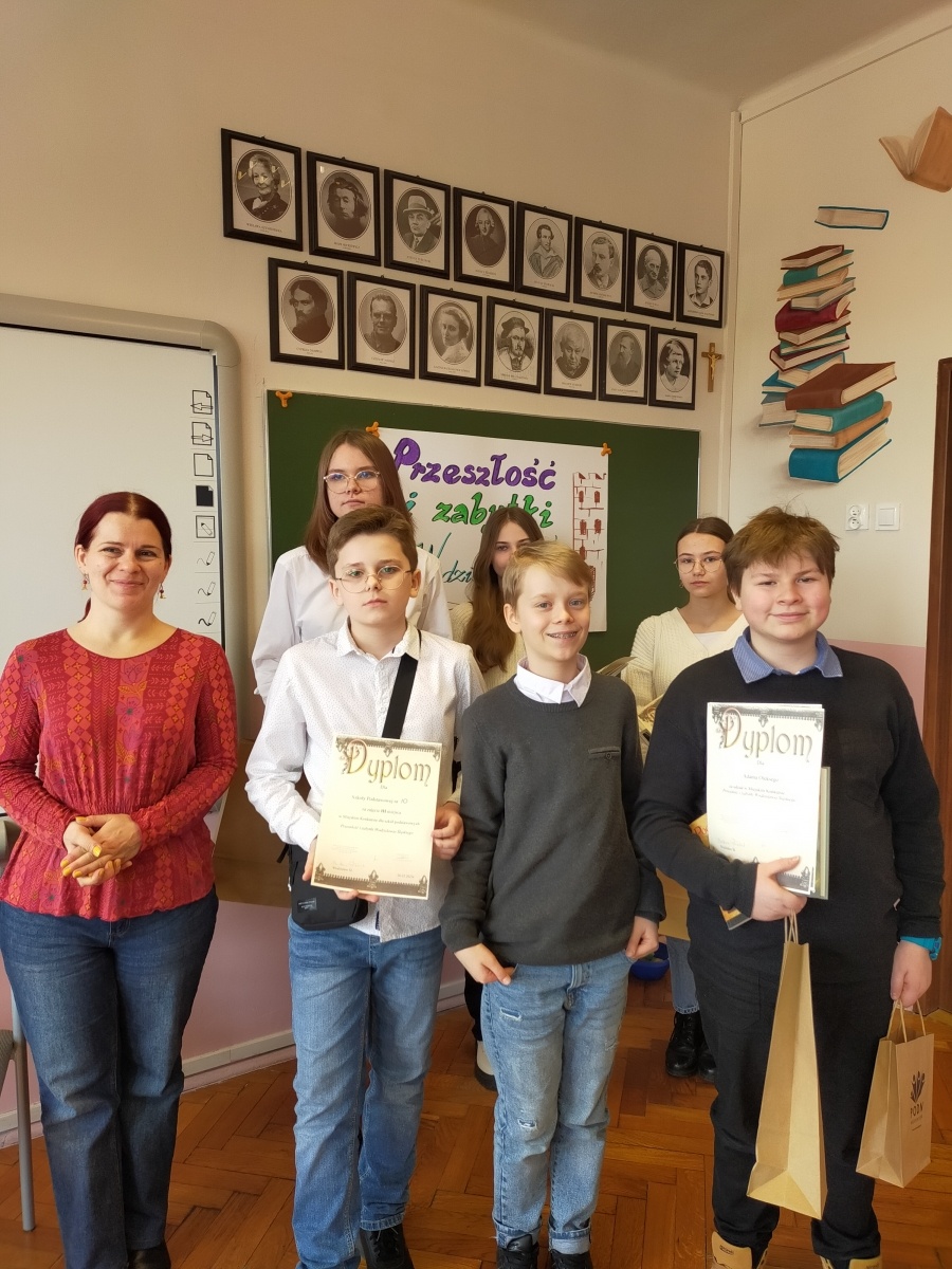 Zdjęcie w galerii na portalu naszwodzislaw.com: Przeszłość i zabytki Wodzisławia Śląskiego. Konkurs miejski w ZSP4 wiadomości z regionu