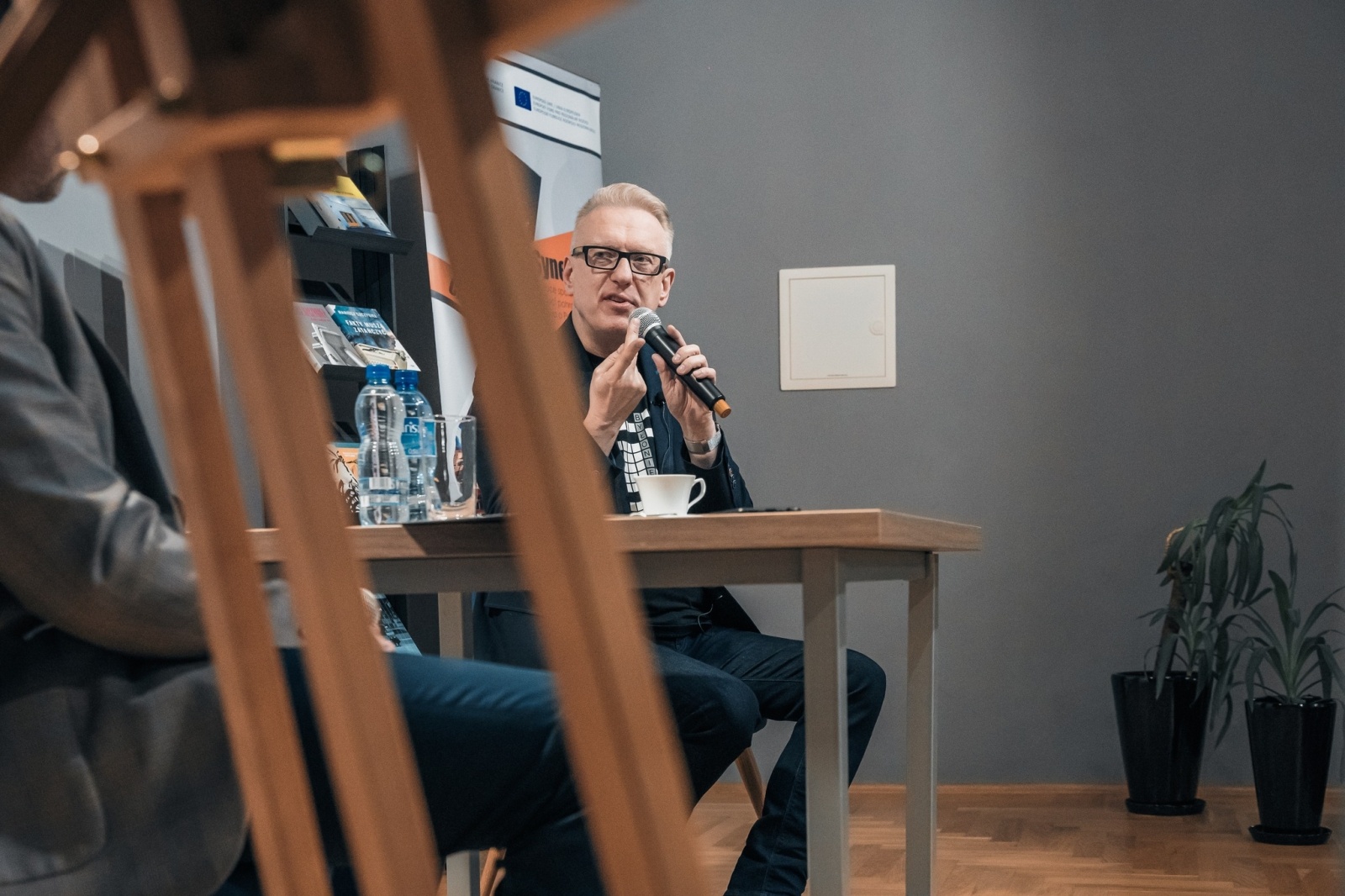 Zdjęcie w galerii na portalu naszwodzislaw.com: Mariusz Szczygieł w Godowie opowiadał o Czechach wiadomości z regionu