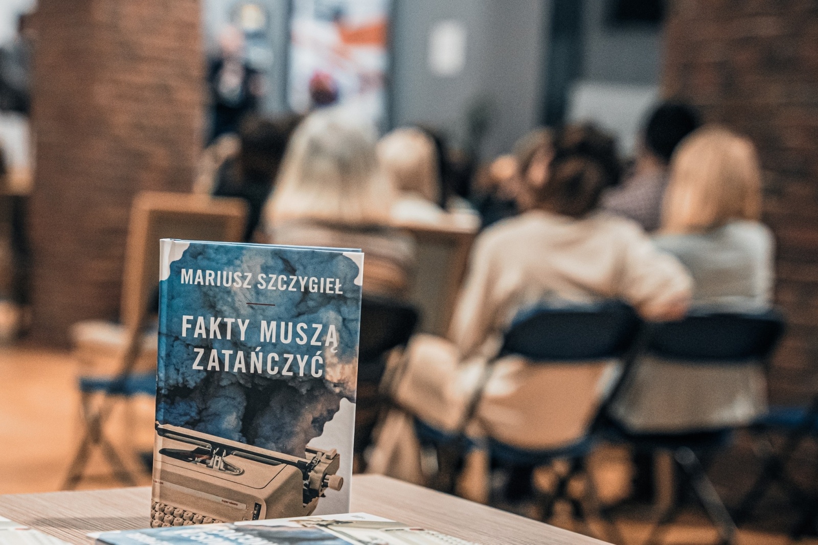 Zdjęcie w galerii na portalu naszwodzislaw.com: Mariusz Szczygieł w Godowie opowiadał o Czechach wiadomości z regionu