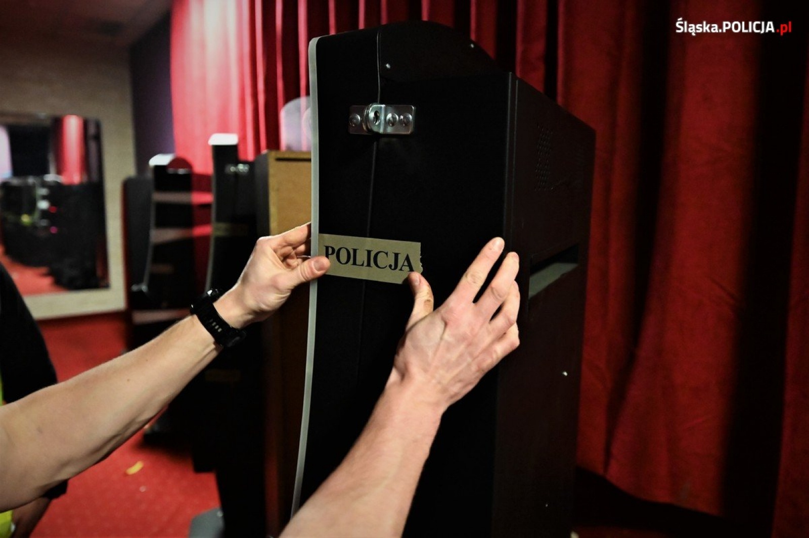 Zdjęcie w galerii na portalu naszwodzislaw.com: Śląska policja uderzyła w nielegalny hazard wiadomości z regionu