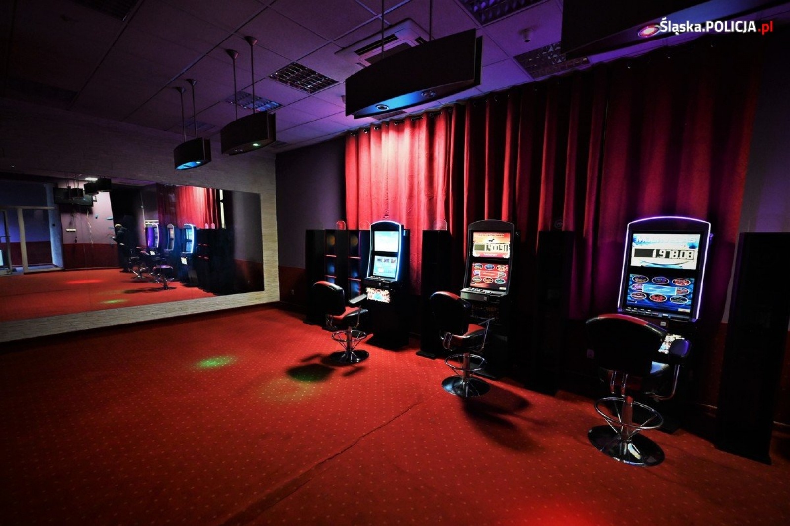 Zdjęcie w galerii na portalu naszwodzislaw.com: Śląska policja uderzyła w nielegalny hazard wiadomości z regionu